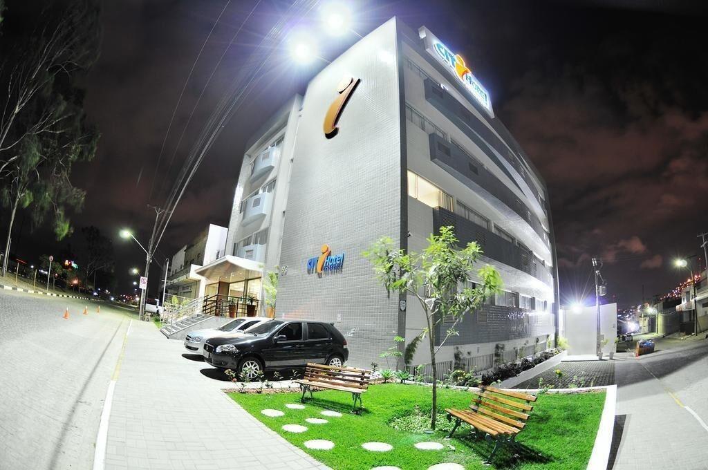 Vista Exterior Citi Hotel Residence