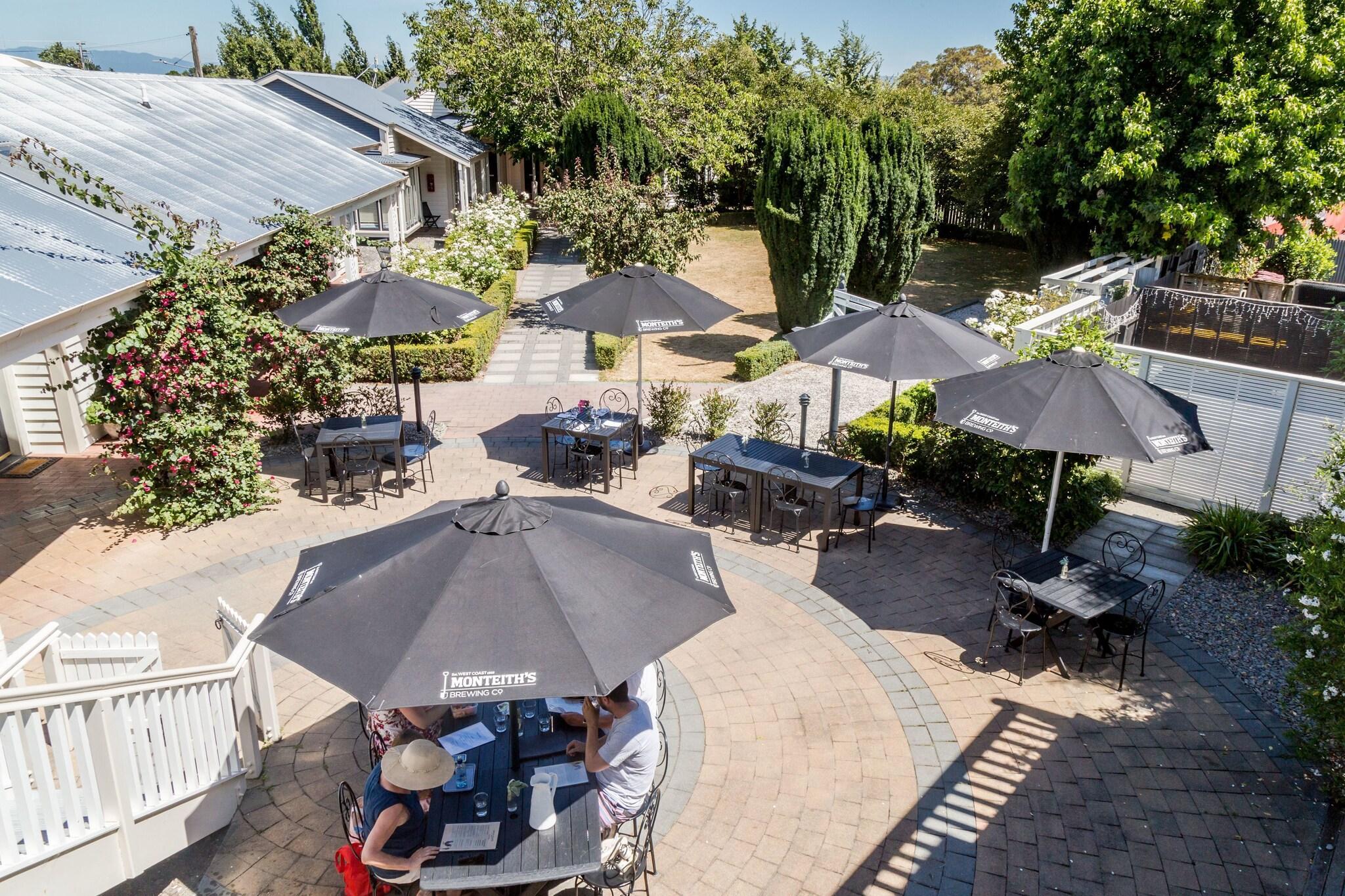 Varios The Martinborough Hotel