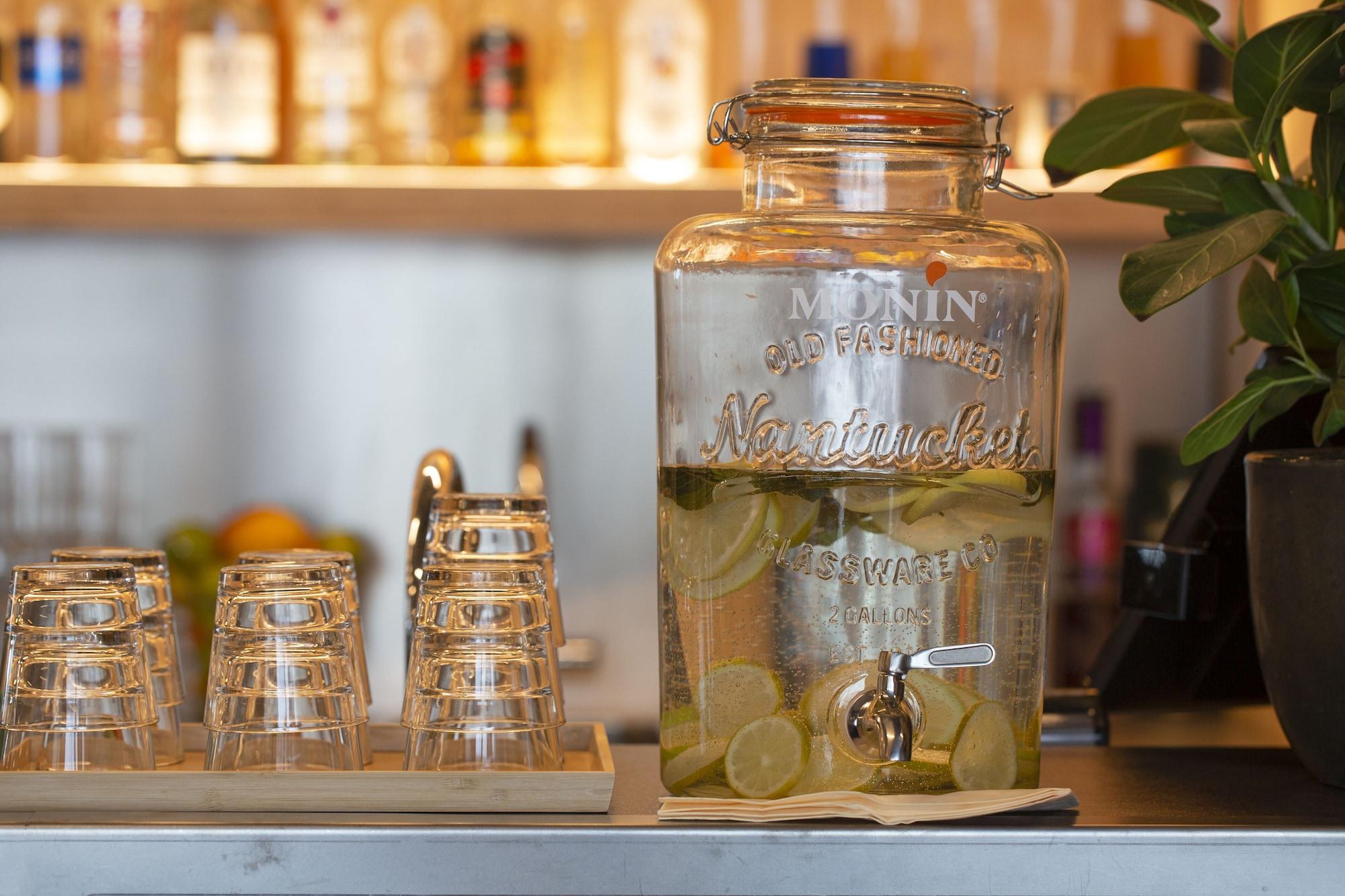 Restaurant Landhotel - Your link to wonders of Iceland
