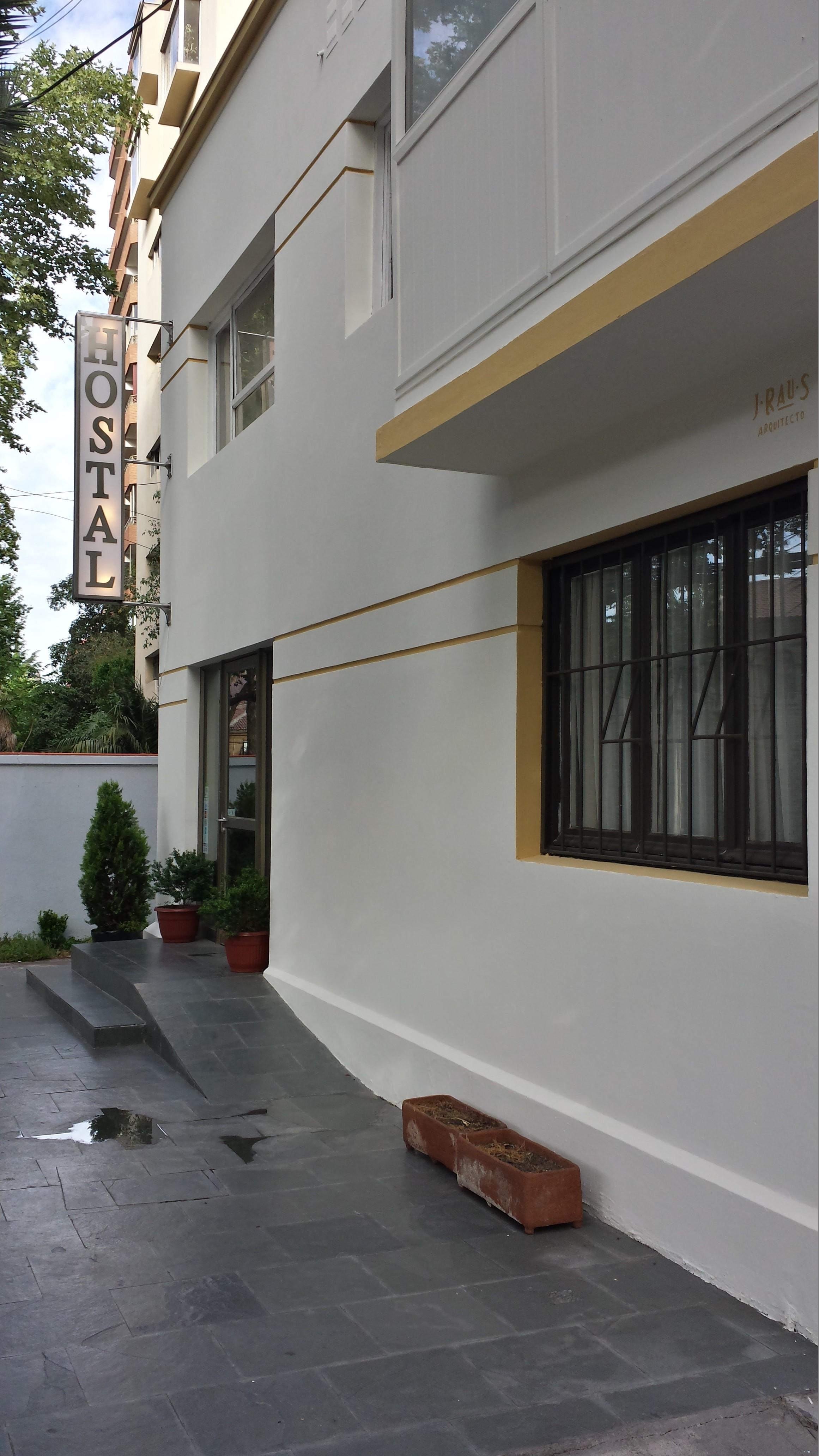 Vista Exterior Hostal Millaray