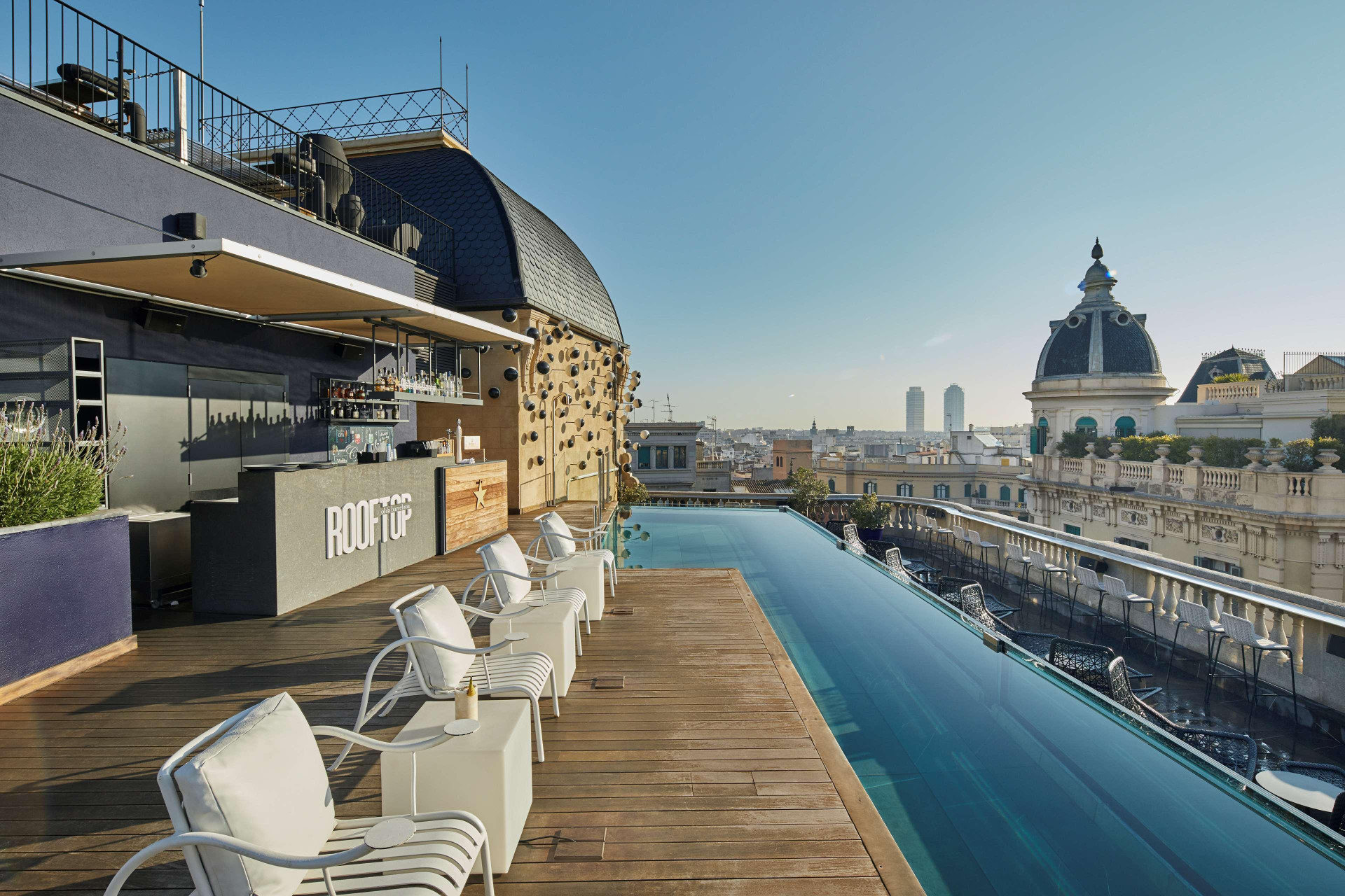 Vista Exterior Ohla Barcelona