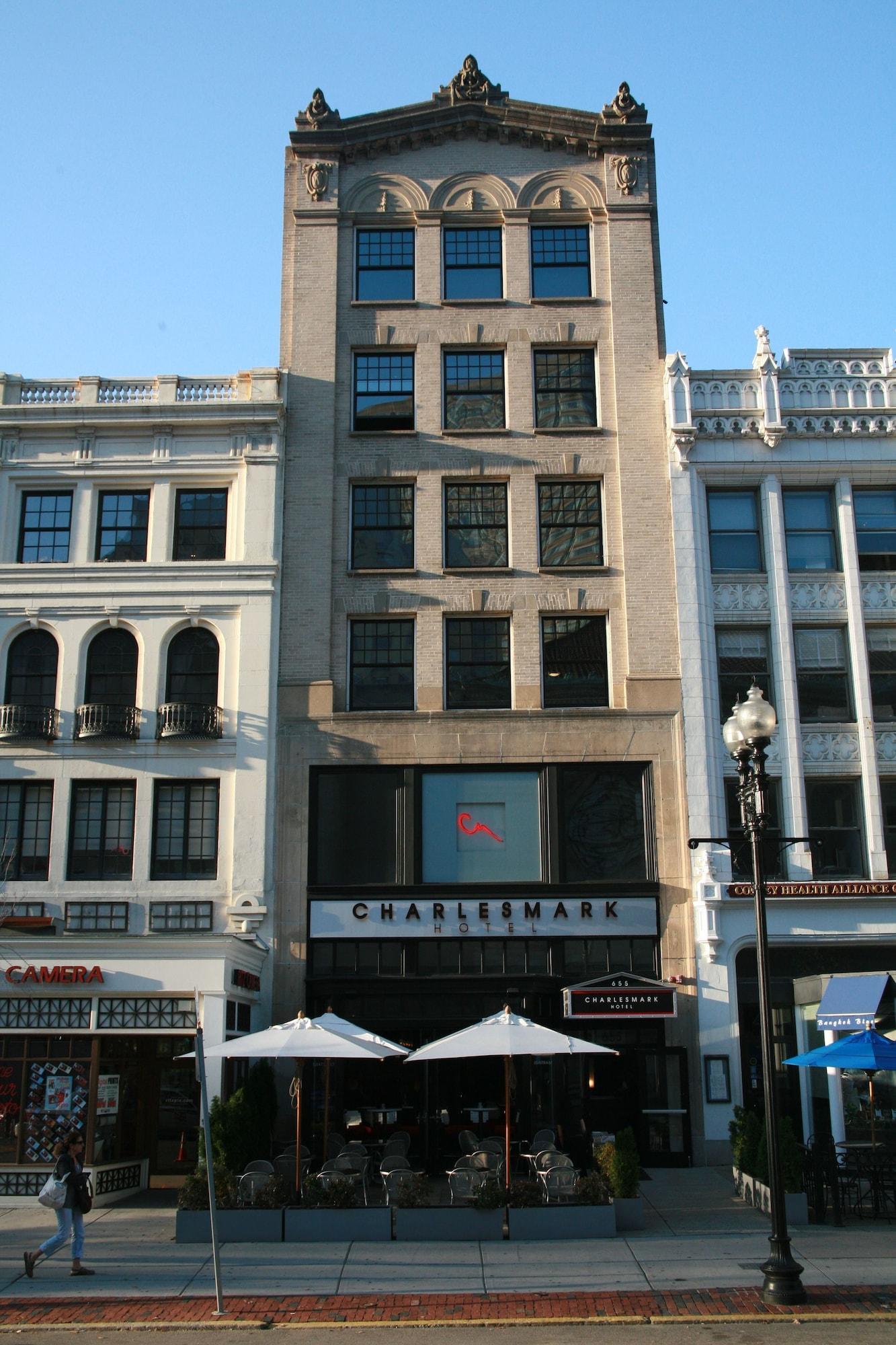 Vista Exterior Charlesmark Hotel