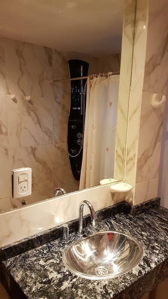 Baño Hotel las Higueras Salta