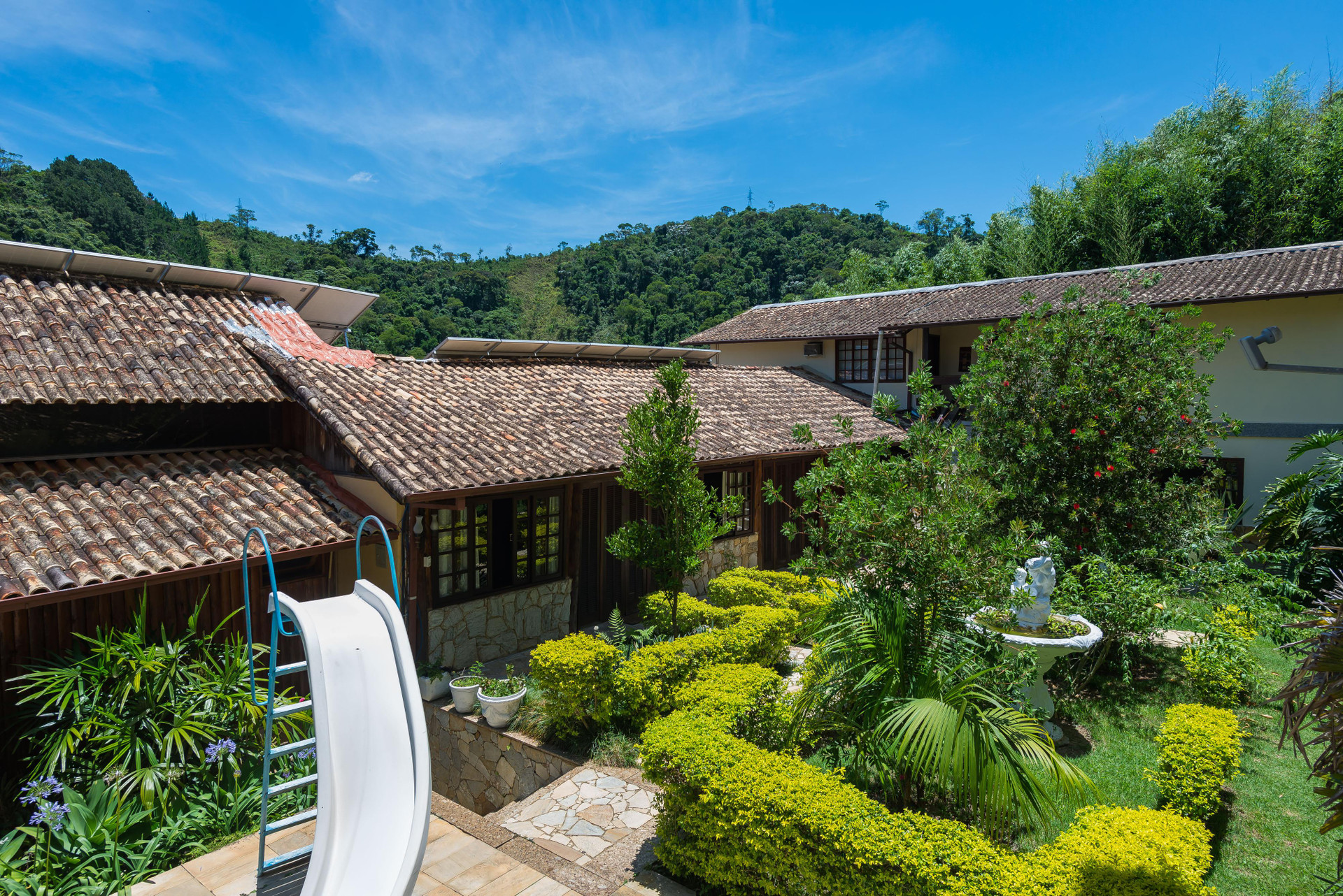 Vista Exterior Hotel Serra Everest