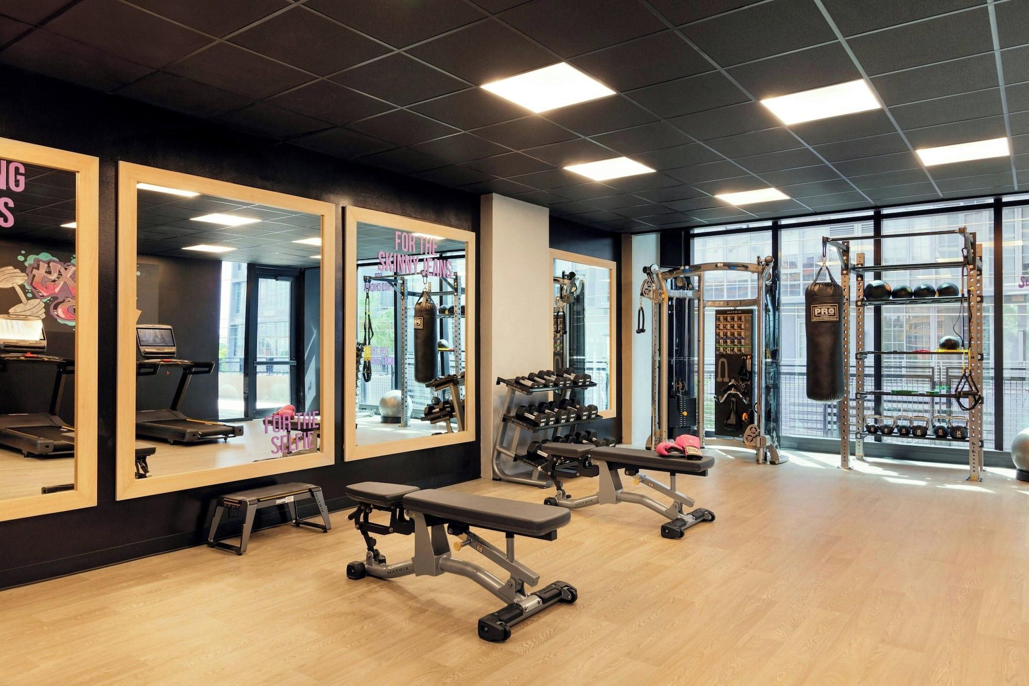 Gimnasio Moxy Miami Wynwood