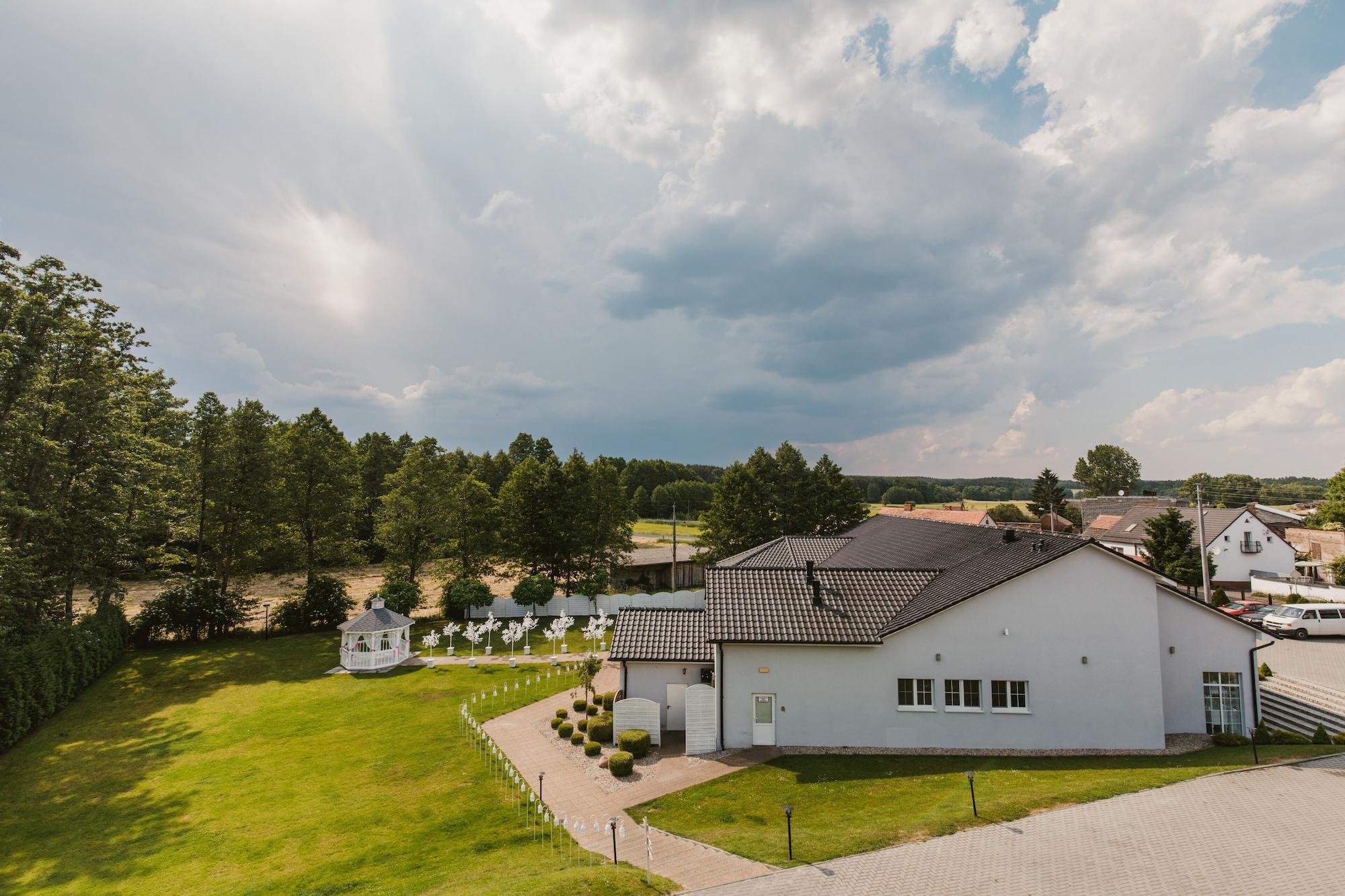 Equipamiento de Habitación Via Villa
