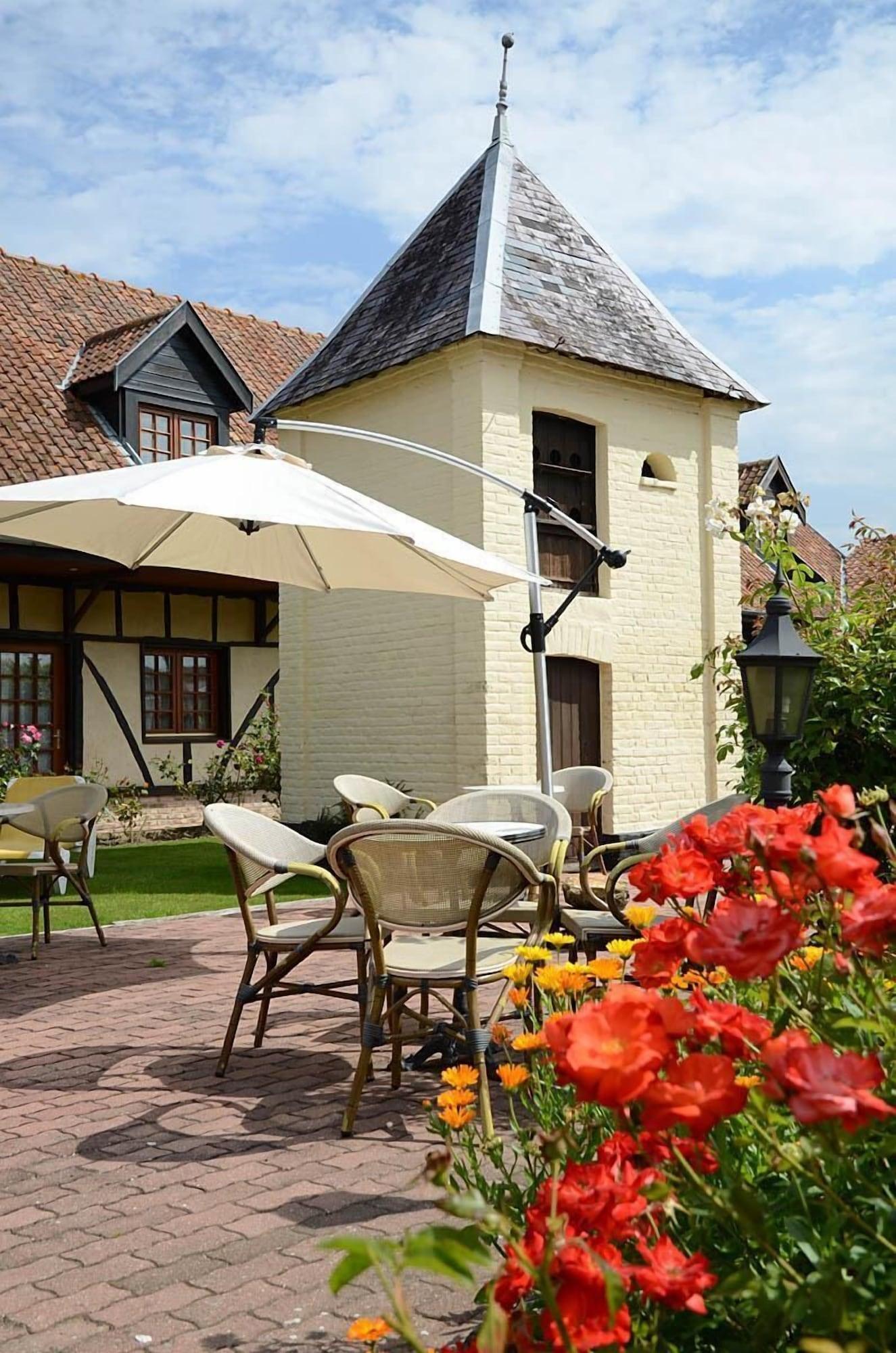Varios Logis Hotel le Fiacre
