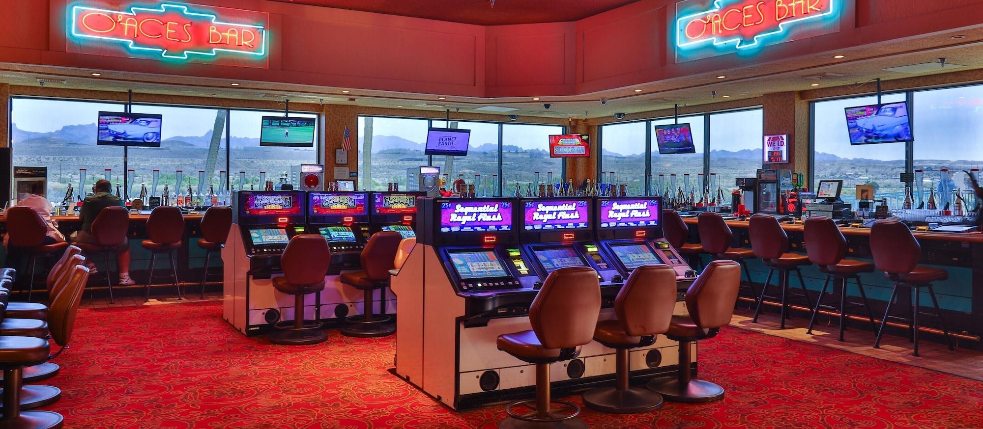 Bar/Salón Edgewater Hotel & Casino Resort