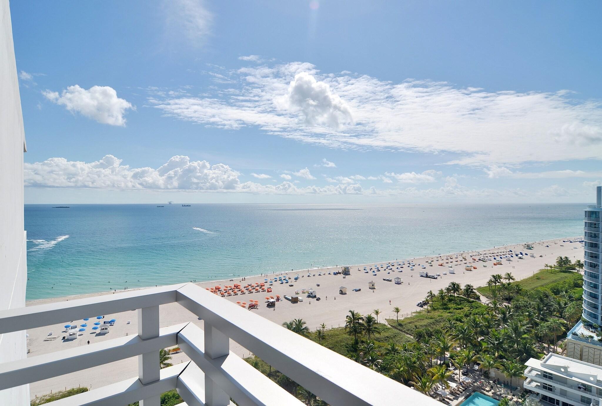 Playa Loews Miami Beach Hotel – South Beach