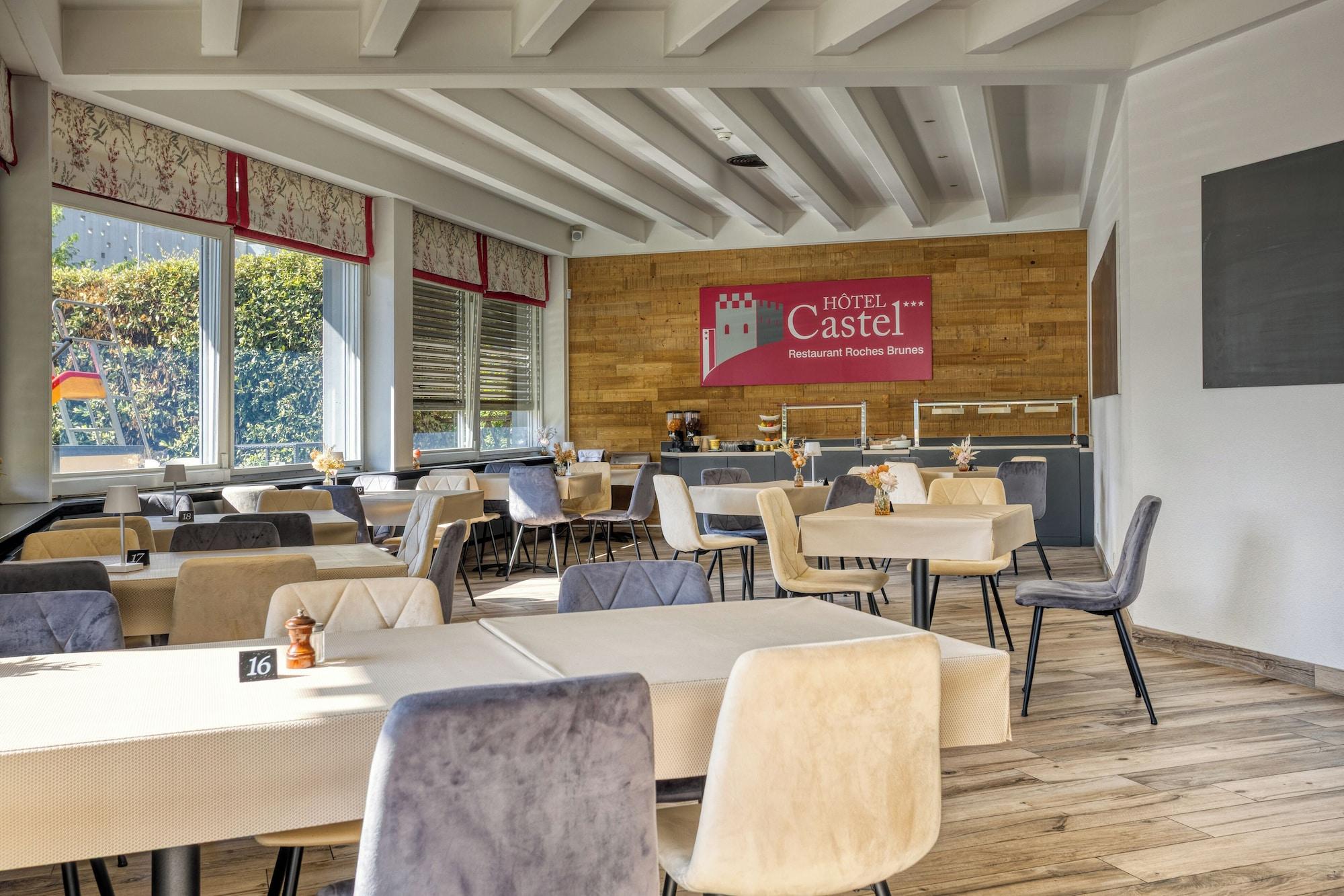 Bar/Salón Hotel Castel