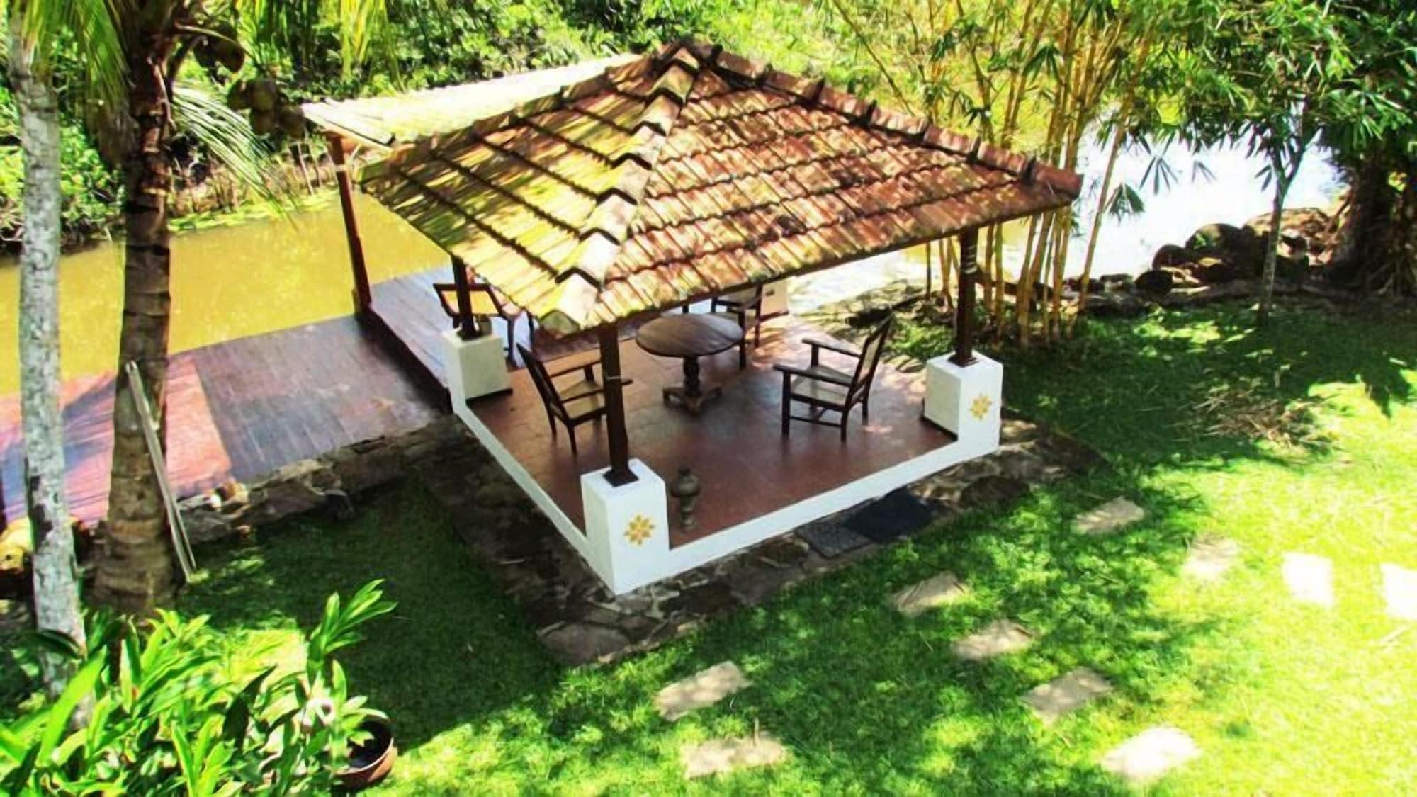 Comodidades del Alojamiento Unawatuna Royal Lotus Villa