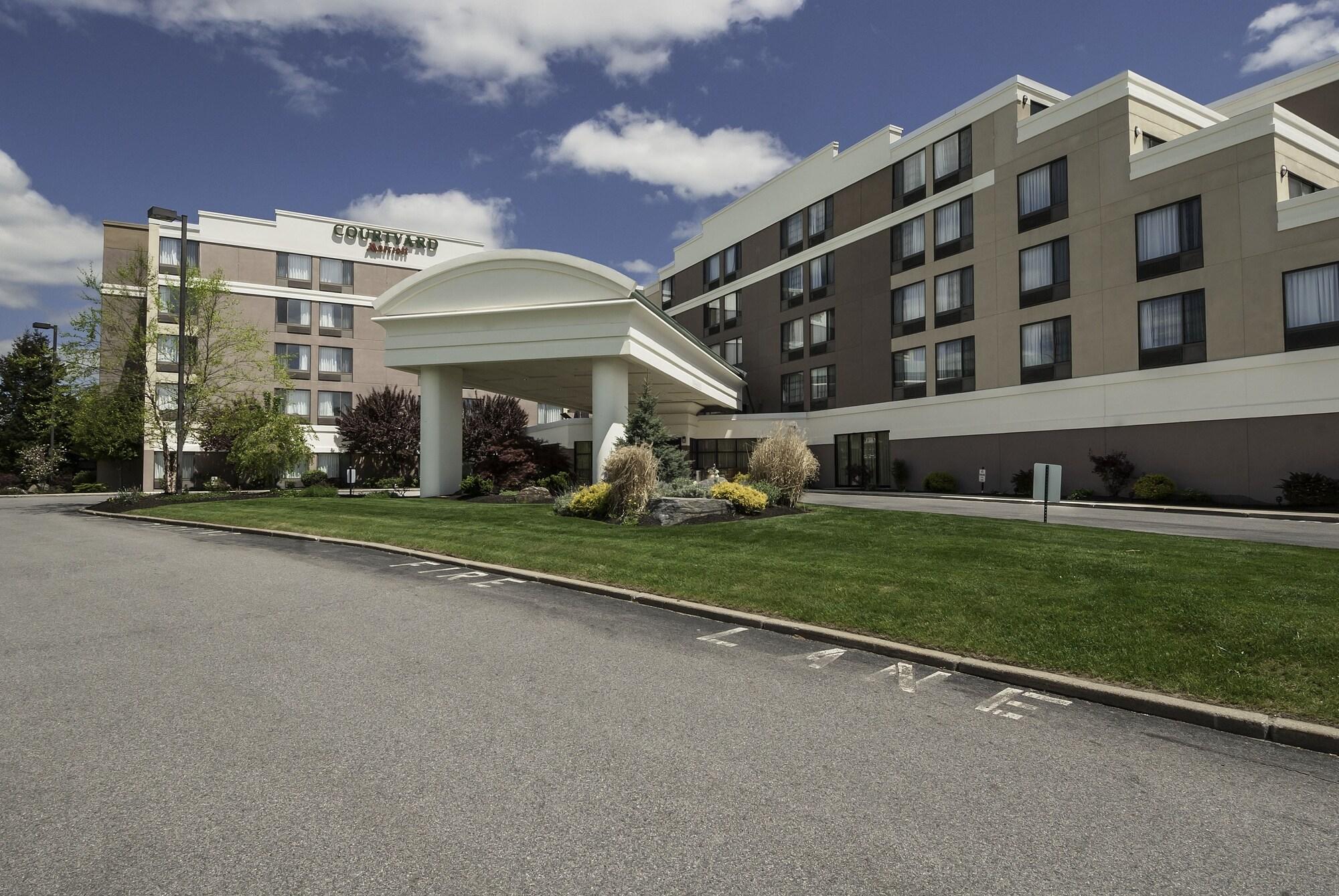 Vista Exterior Courtyard by Marriott Boston Marlborough