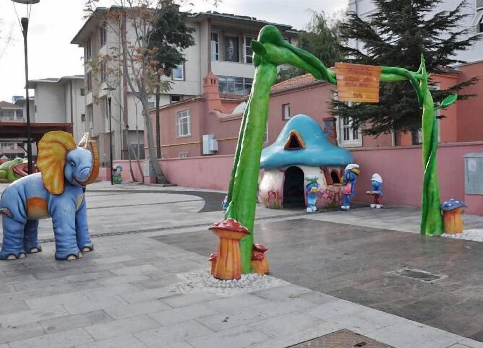 Instalaciones Recreativas Büyük Truva Oteli