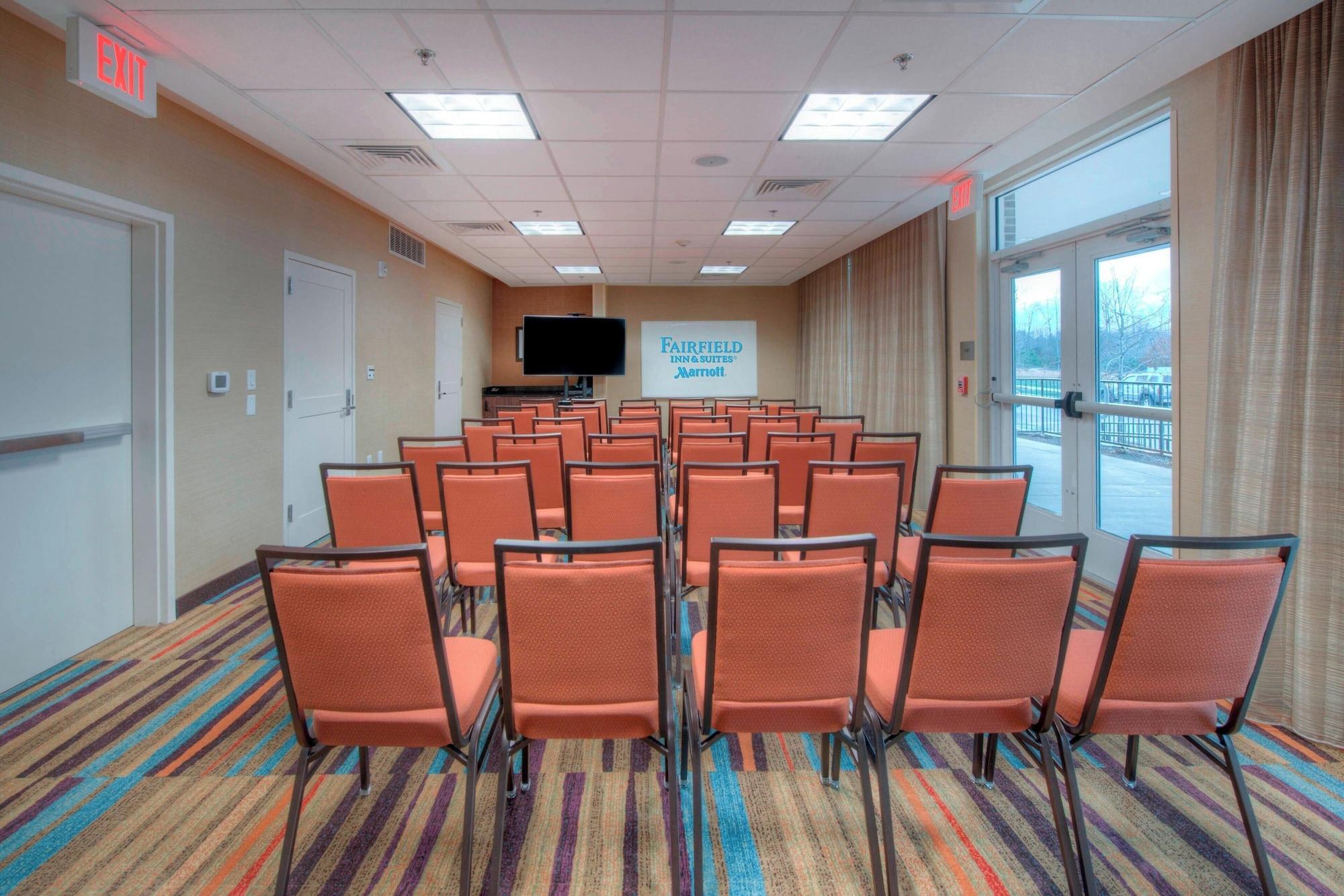 Sala de Reuniones Fairfield Inn and Suites by Marriott Charlotte Airport