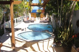 Alquiler Vacacional - Steps from Water & Restaurants, right at Jobos beach!, Great Location!