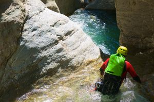 Actividad - Descenso de cañones en Cola de Pato