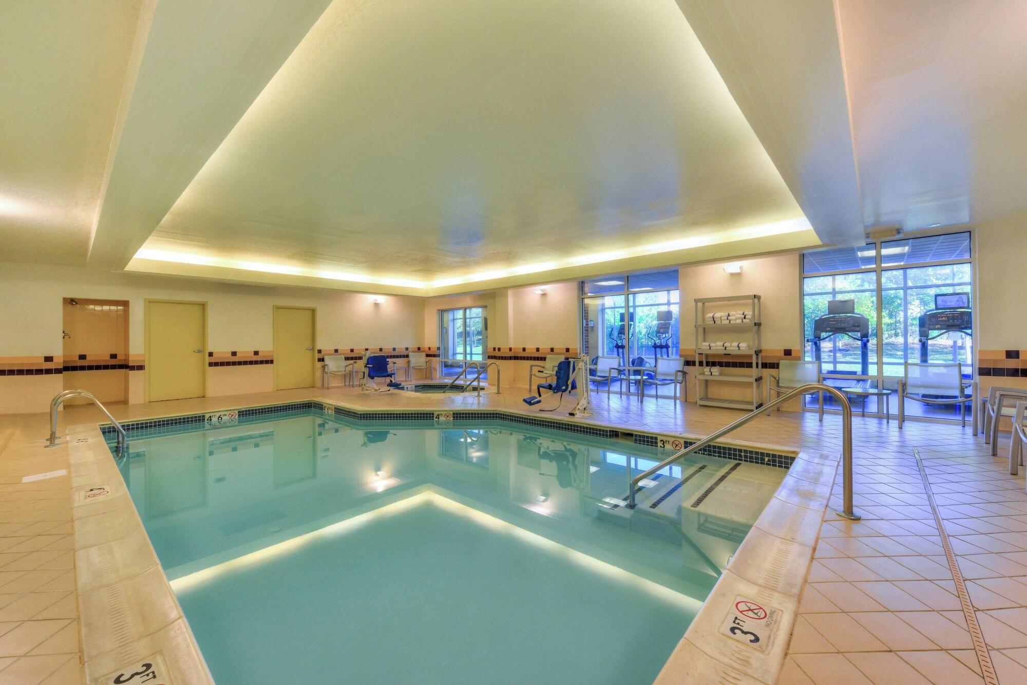 Vista Piscina SpringHill Suites by Marriott Arundel Mills BWI Airport