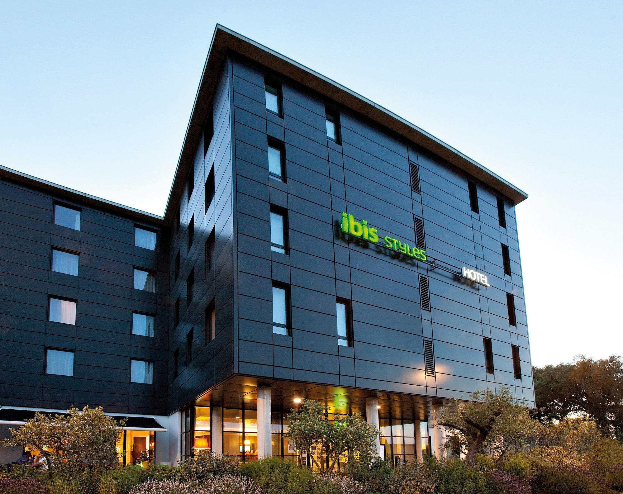 Vista Exterior ibis Styles Toulouse Cite Espace