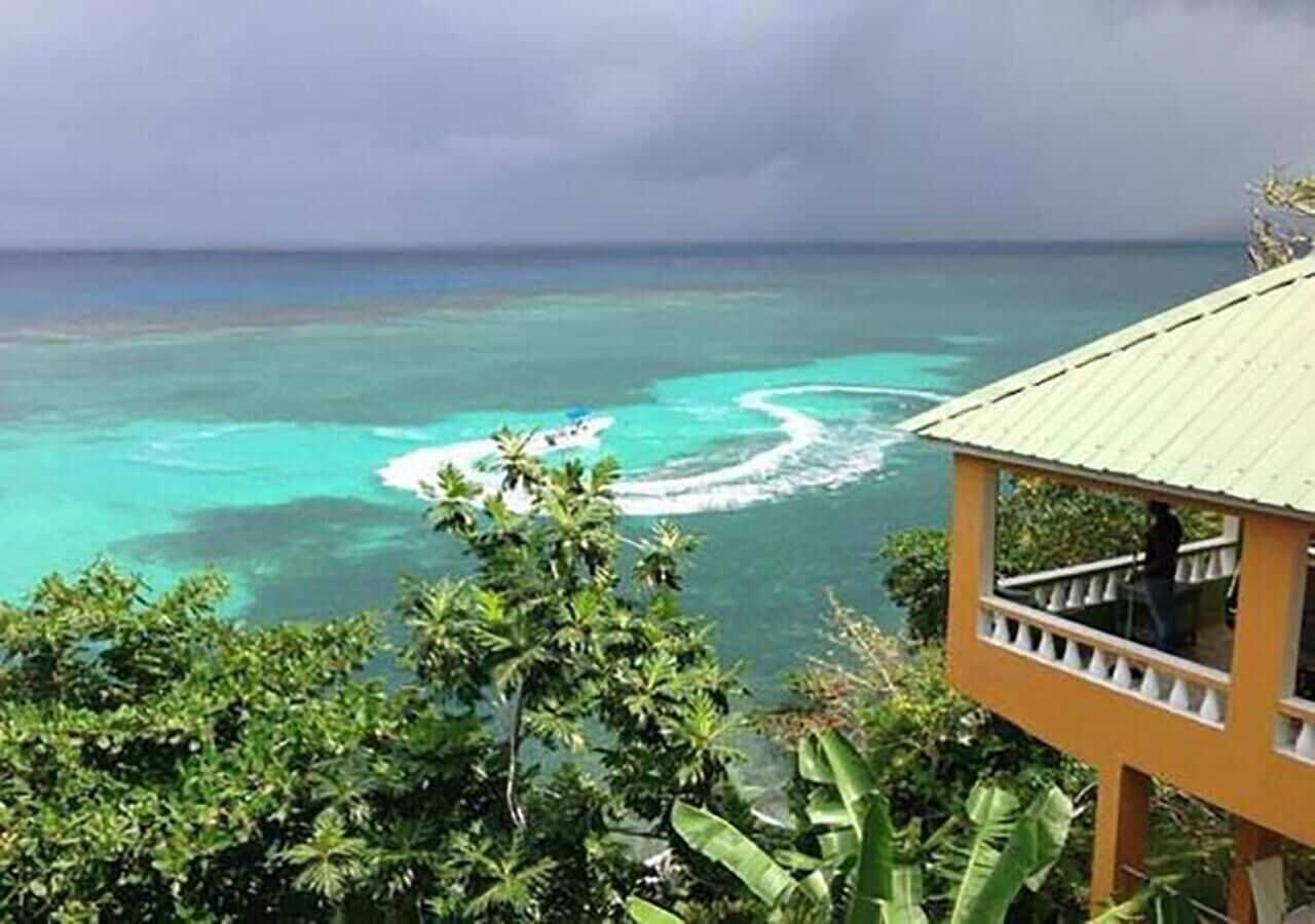 Playa The Villa At Pineapple Cove Resort