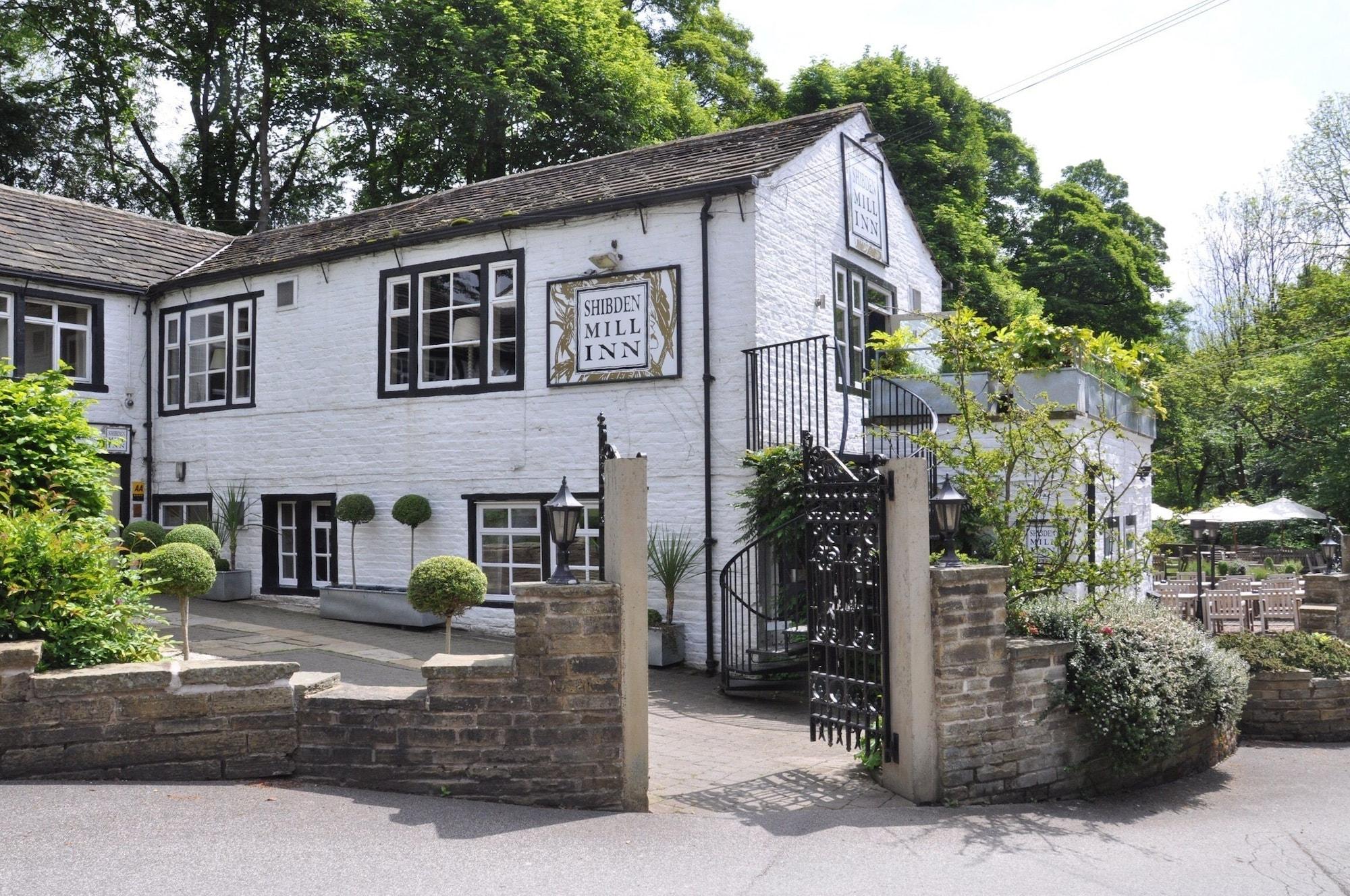 Vista Exterior Shibden Mill Inn