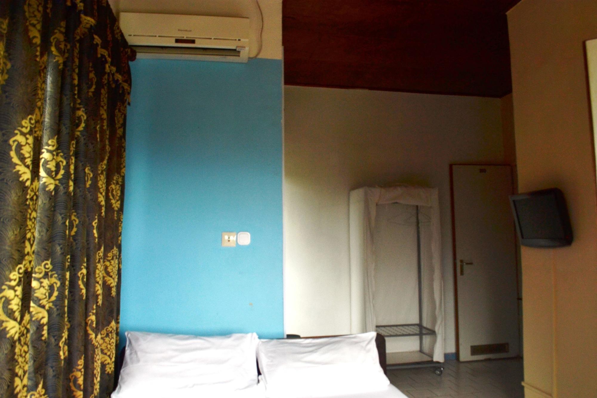 Habitación The LK Hotel