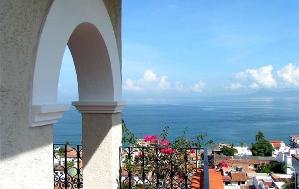 Hotel Suites La Siesta - Hoteles cerca de Malecón en Puerto Vallarta