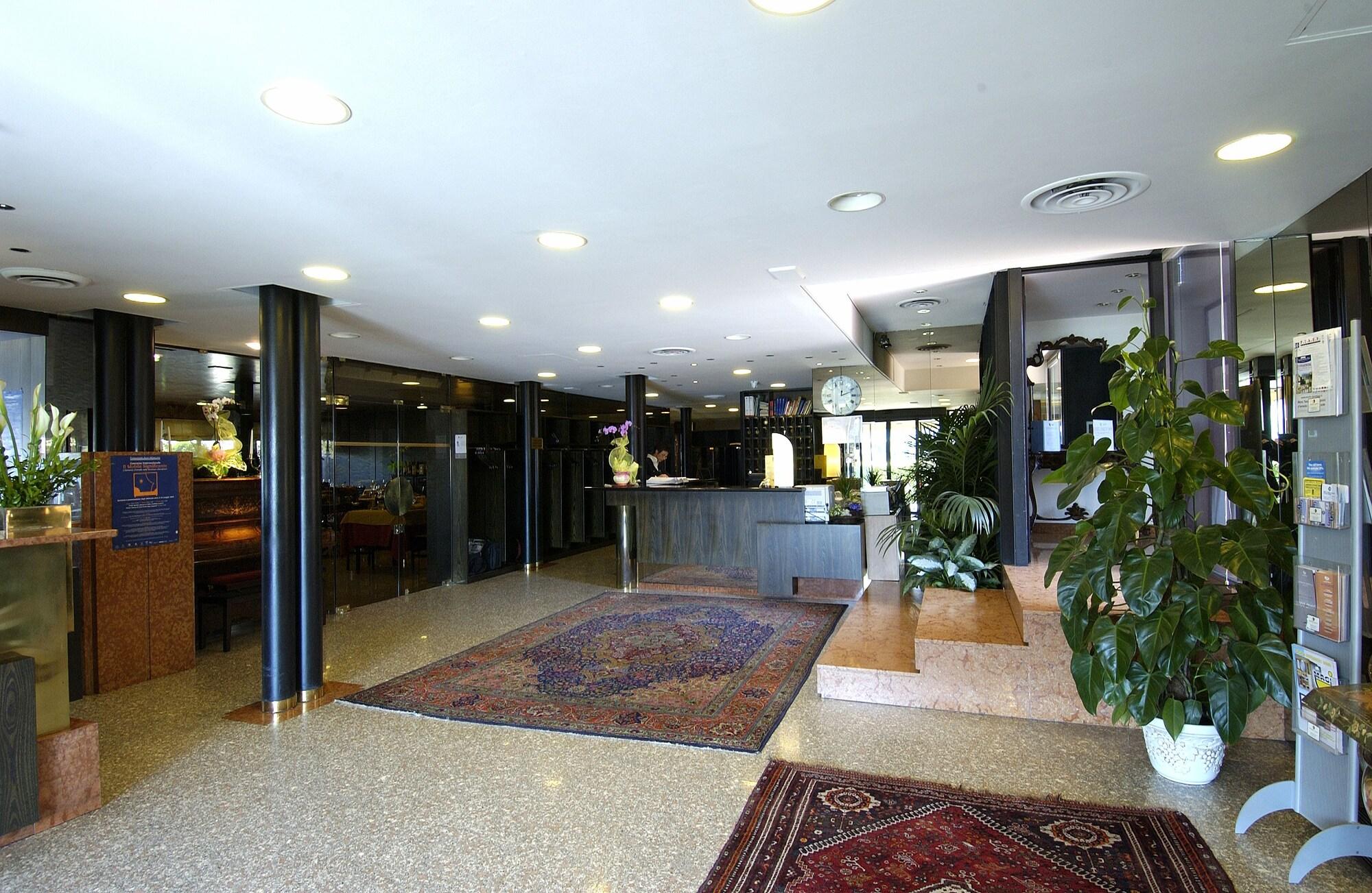 Vista Lobby Hotel Pergola