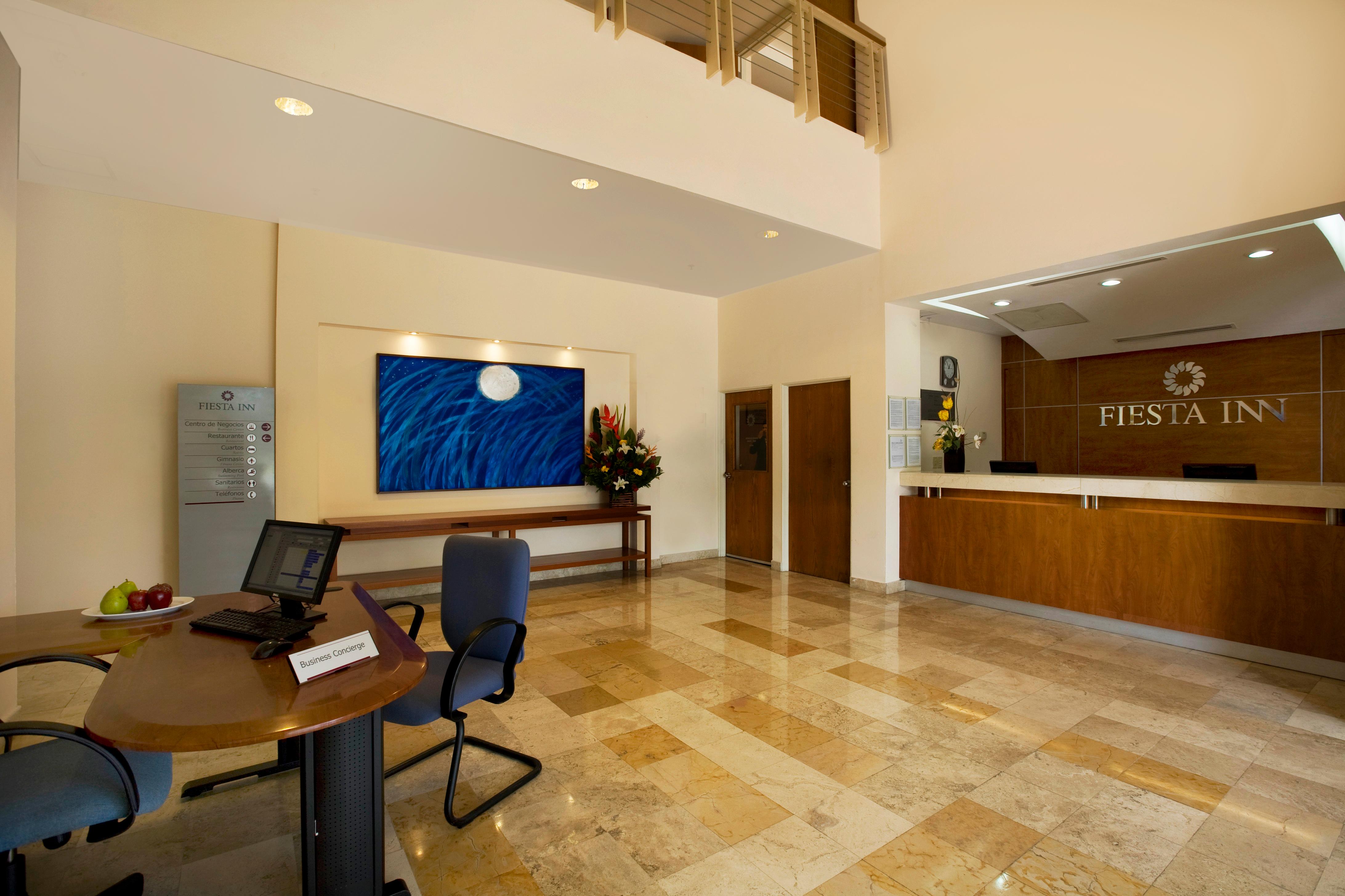 Vista Lobby Fiesta Inn Colima