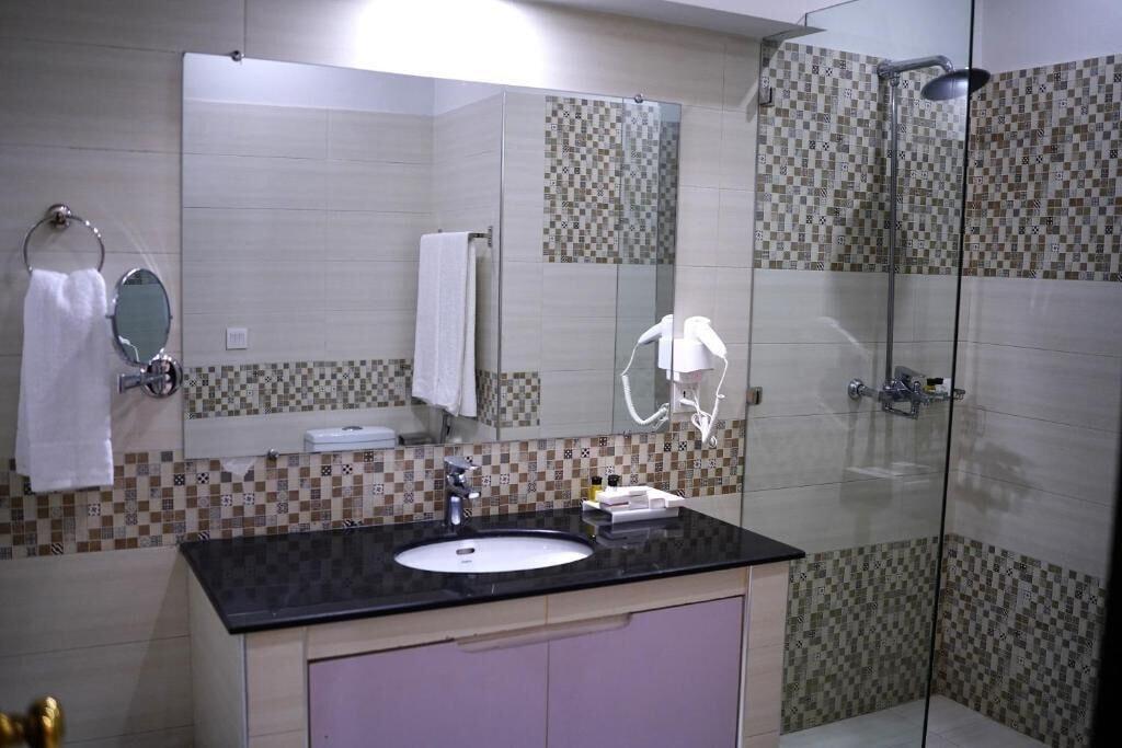 Equipamiento de Habitación Faletti's Grand MM Alam Road