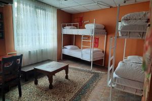 Alojamiento - BAHAUS HOSTEL
