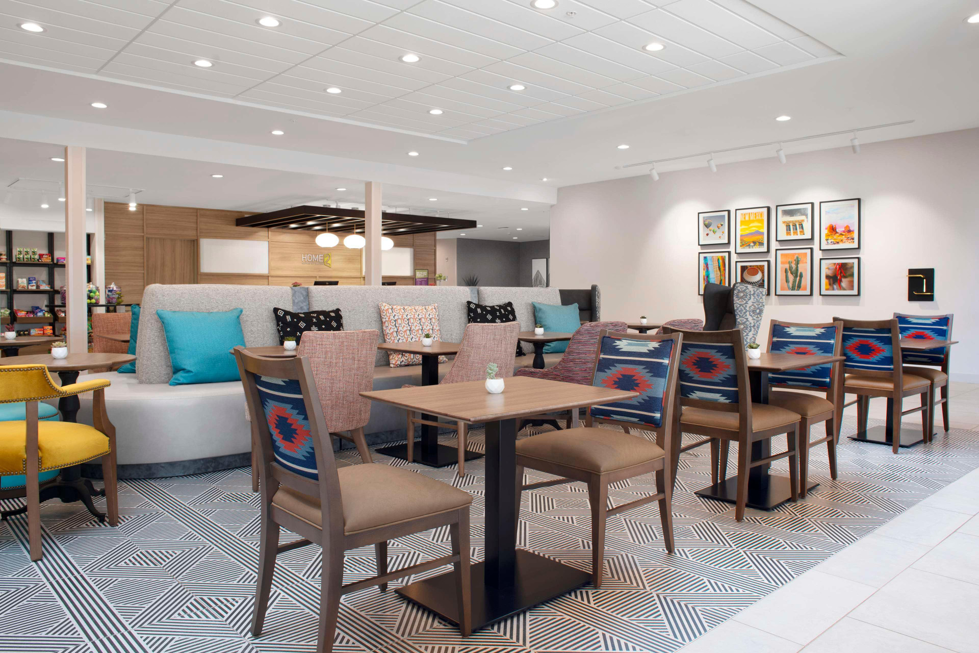 Vista Lobby Home2 Suites By Hilton Albuquerque Airport