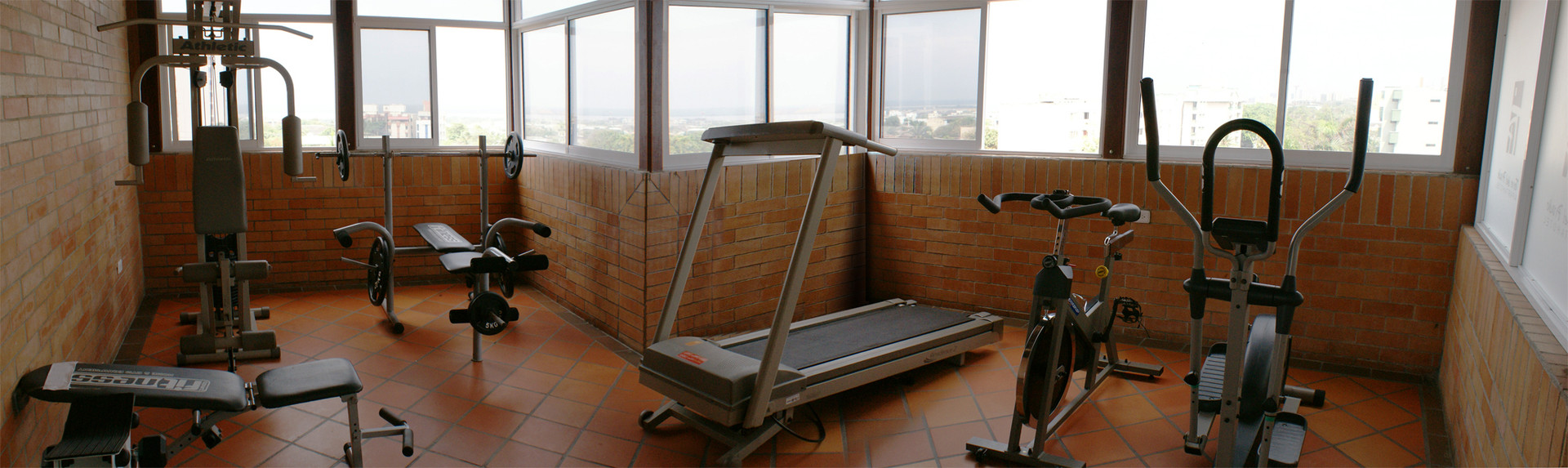 Gimnasio Apartahotel Torre del Prado