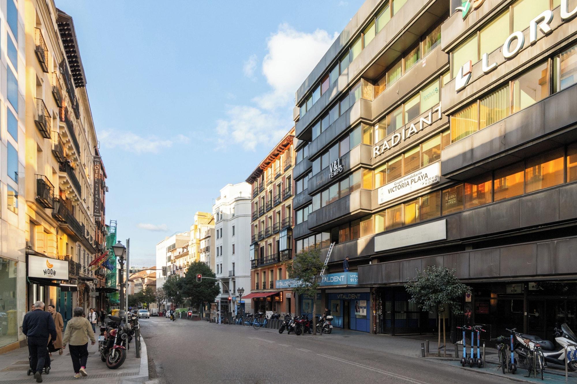 Vista Exterior Dobo Madrid SB20