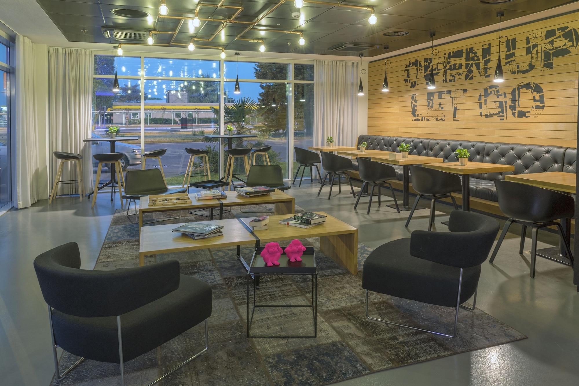 Vista Lobby MOXY Milan Malpensa Airport