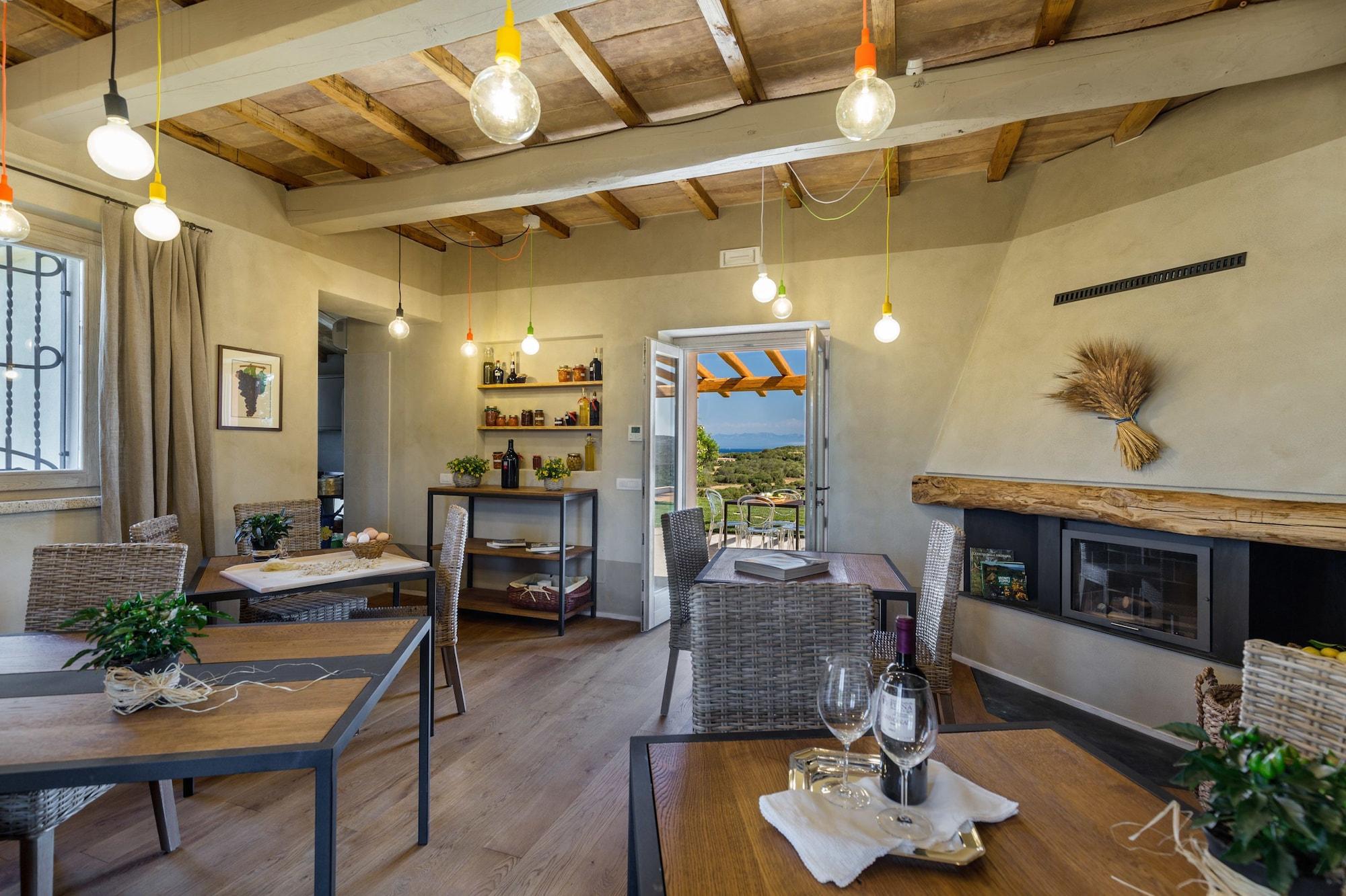 Vista Lobby Tenuta Petra Bianca