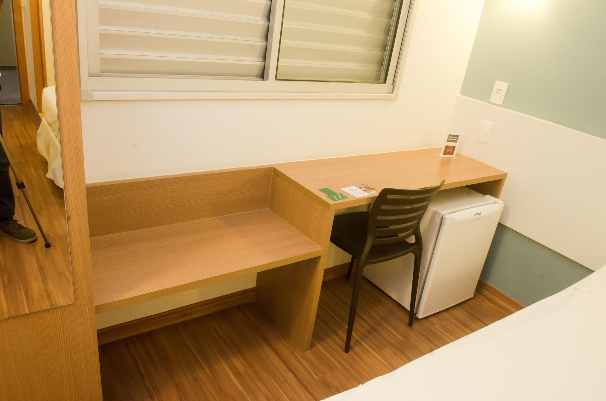 Set de Habitación Stop Inn Antonio Carlos