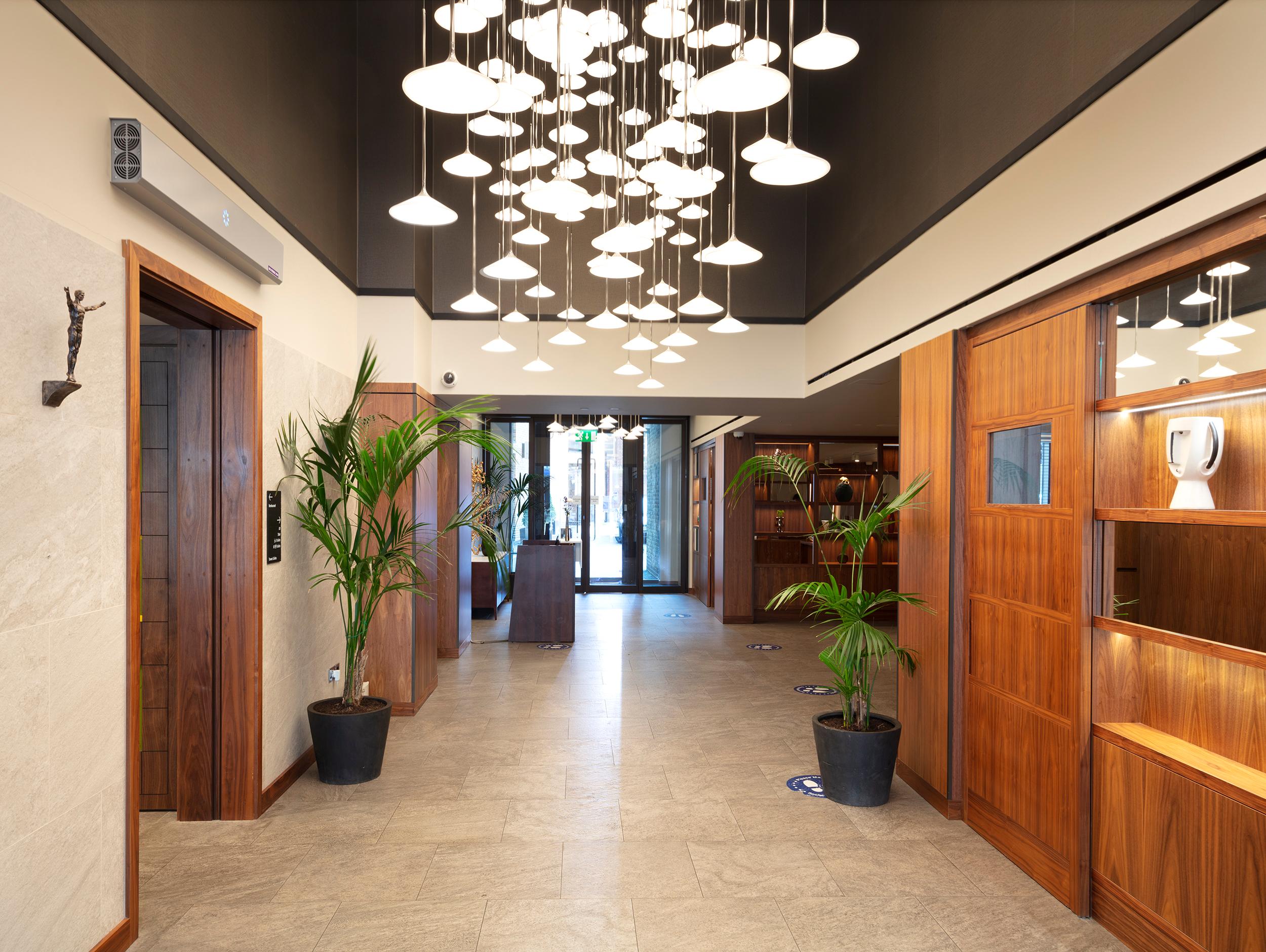 Vista Lobby Tower Suites by Blue Orchid