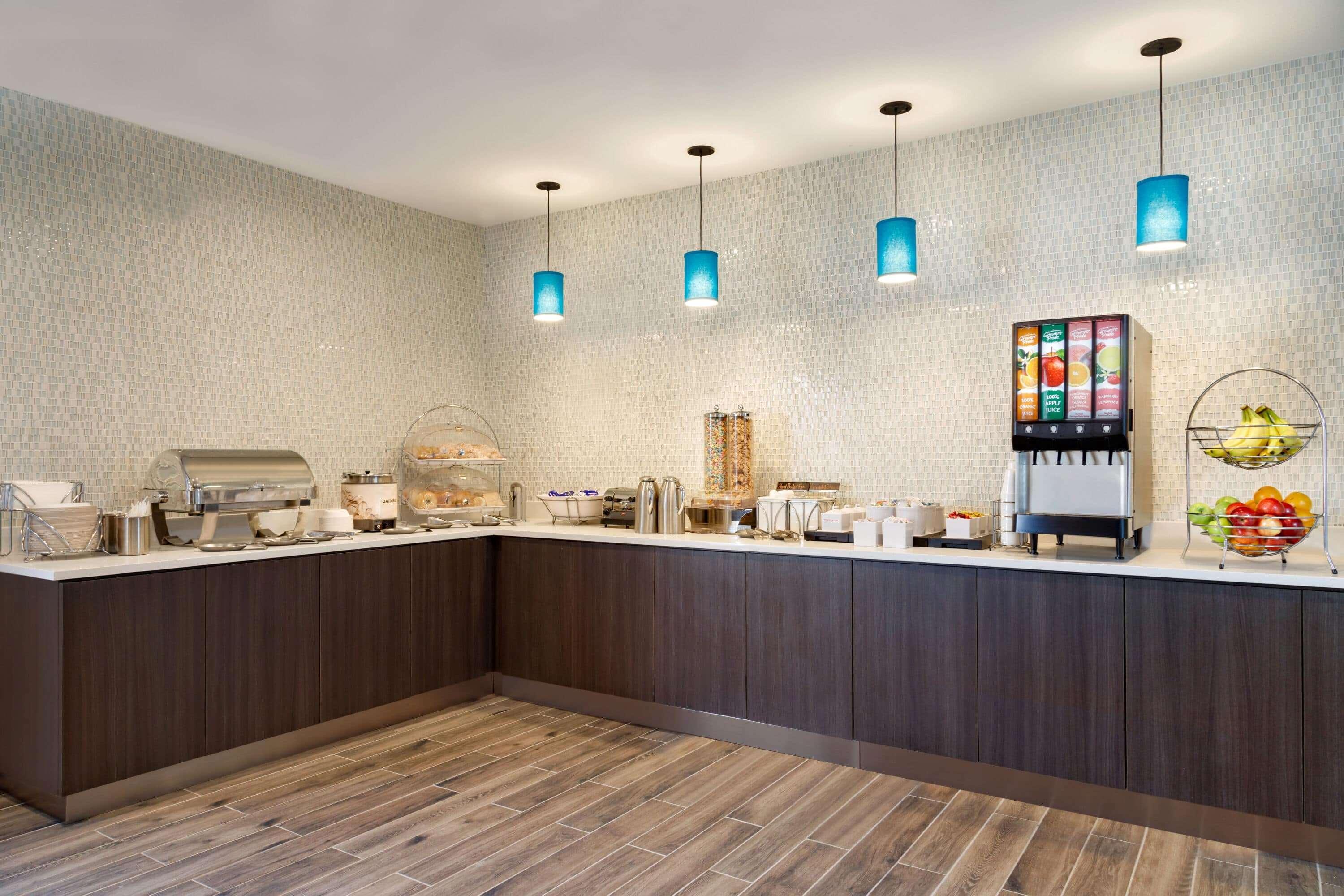 Restaurant La Quinta Inn & Suites by Wyndham St Louis Route 66