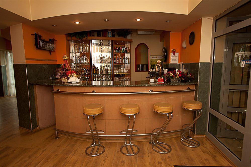 Hotel Gromada by null