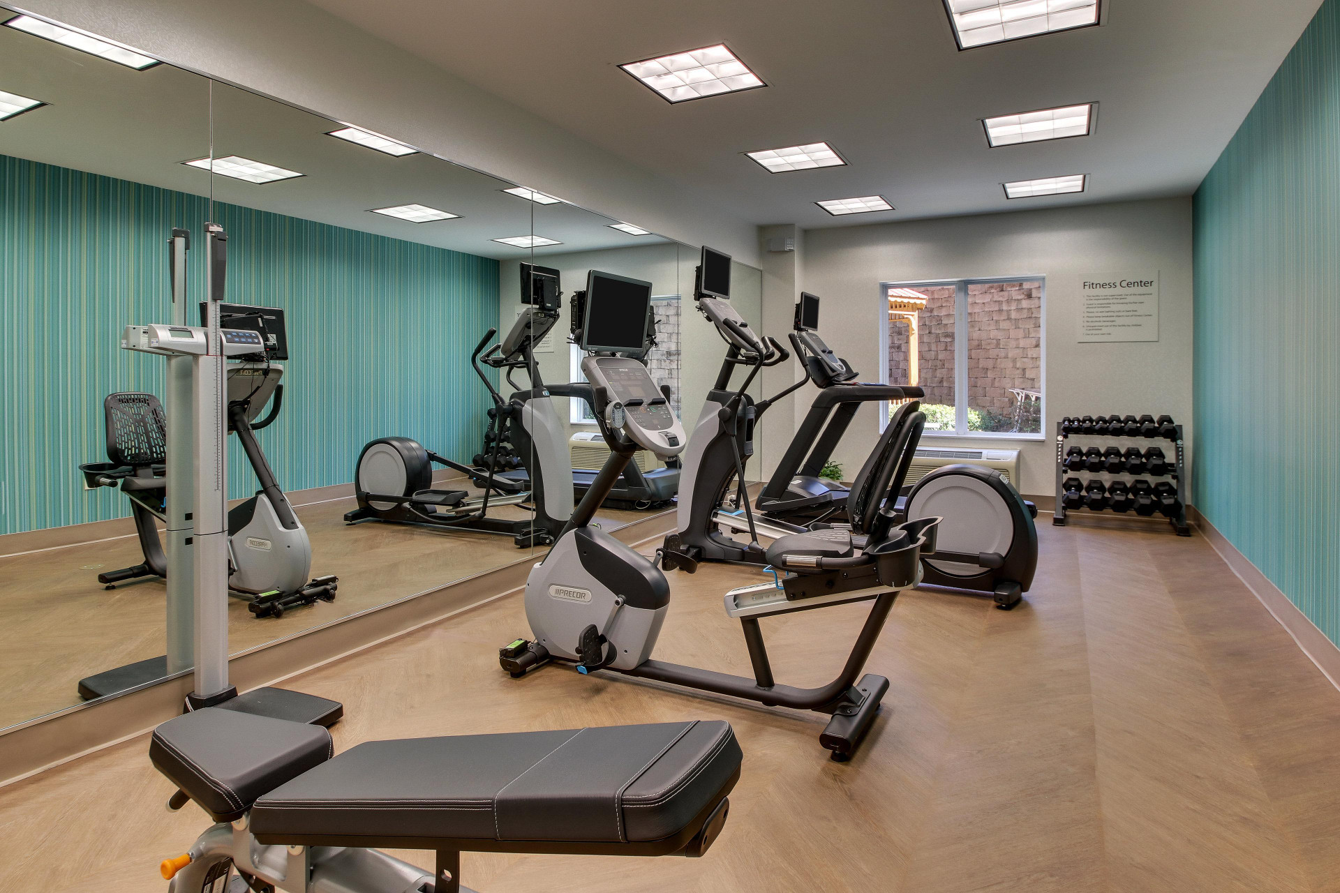 Instalaciones Recreativas Holiday Inn Express & Suites Columbus – Fort Benning Maingate by IHG
