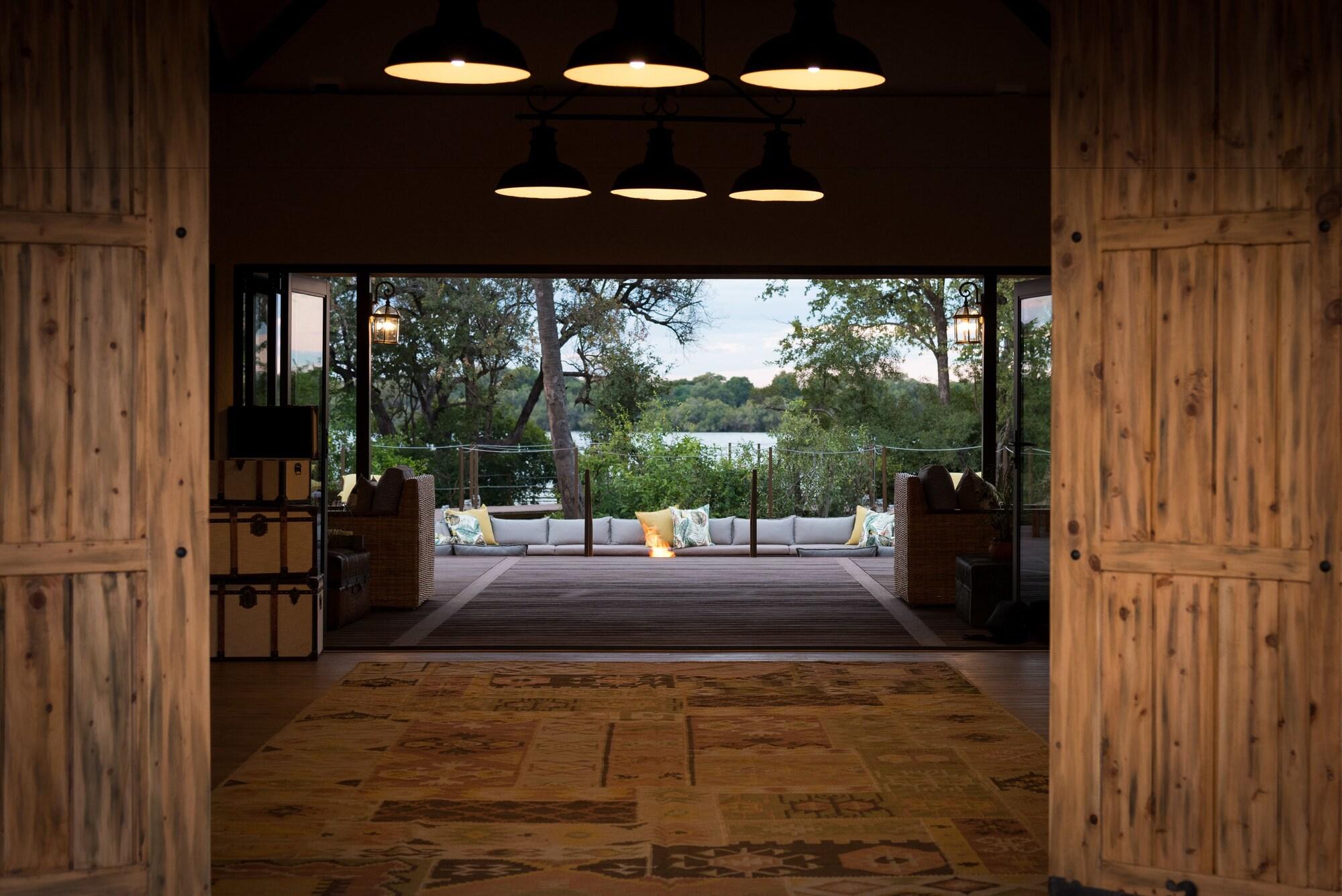 Vista Lobby Old Drift Lodge
