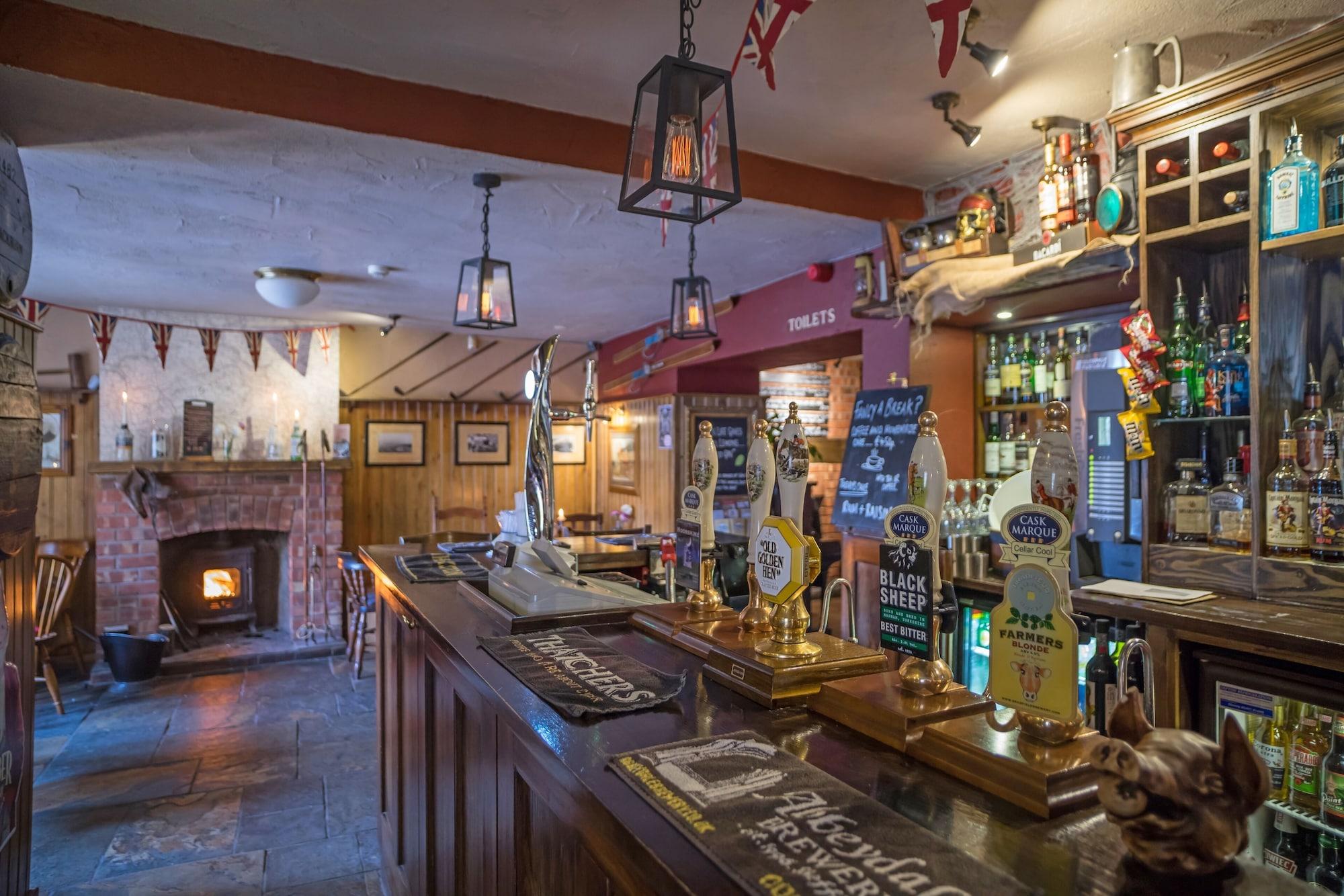 Varios The Peak Hotel