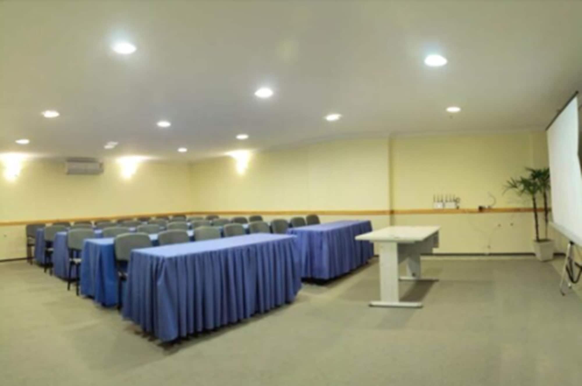 Sala de Reuniones JOH Blue Ocean Hotel