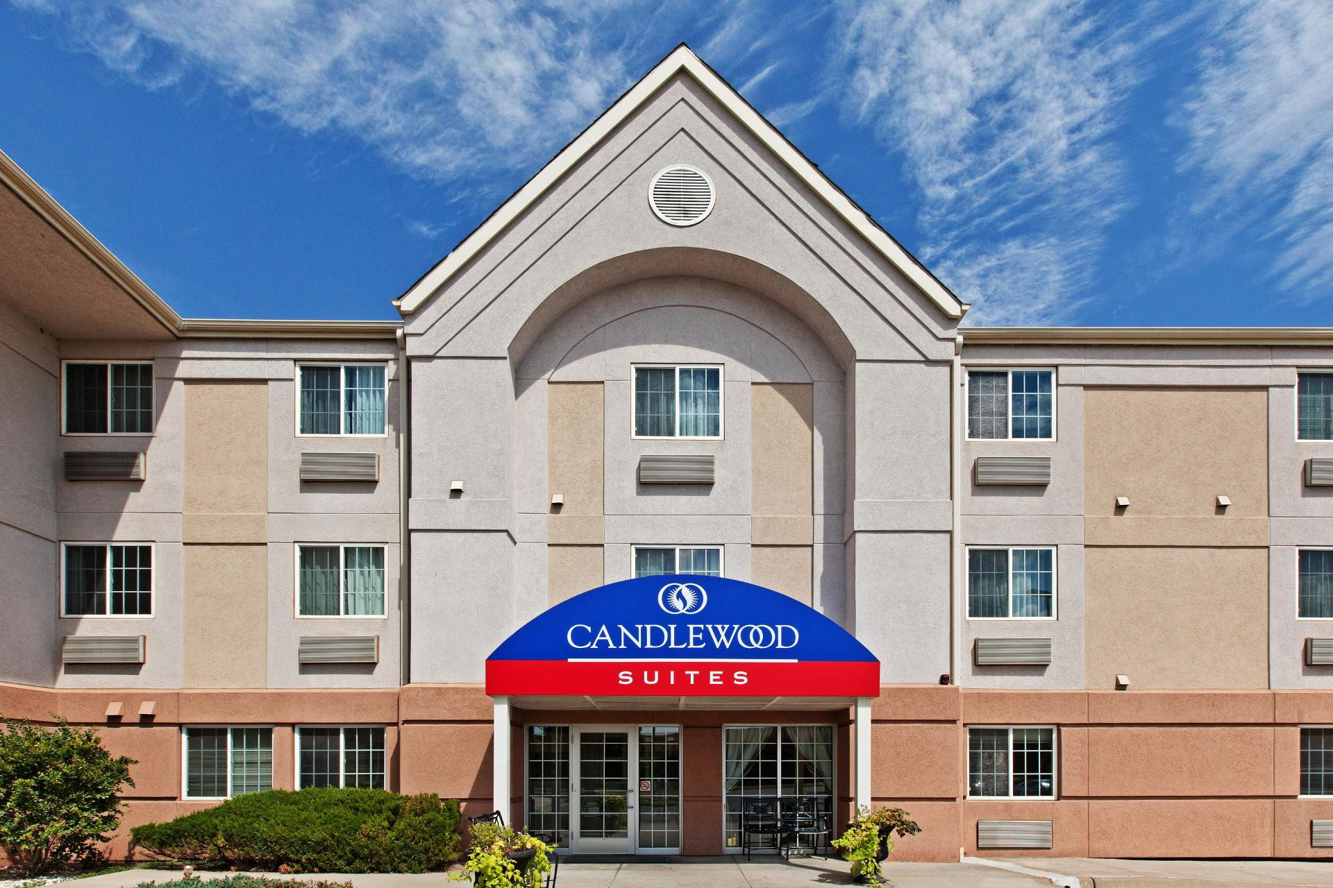 Vista Exterior Sonesta Simply Wichita Airport