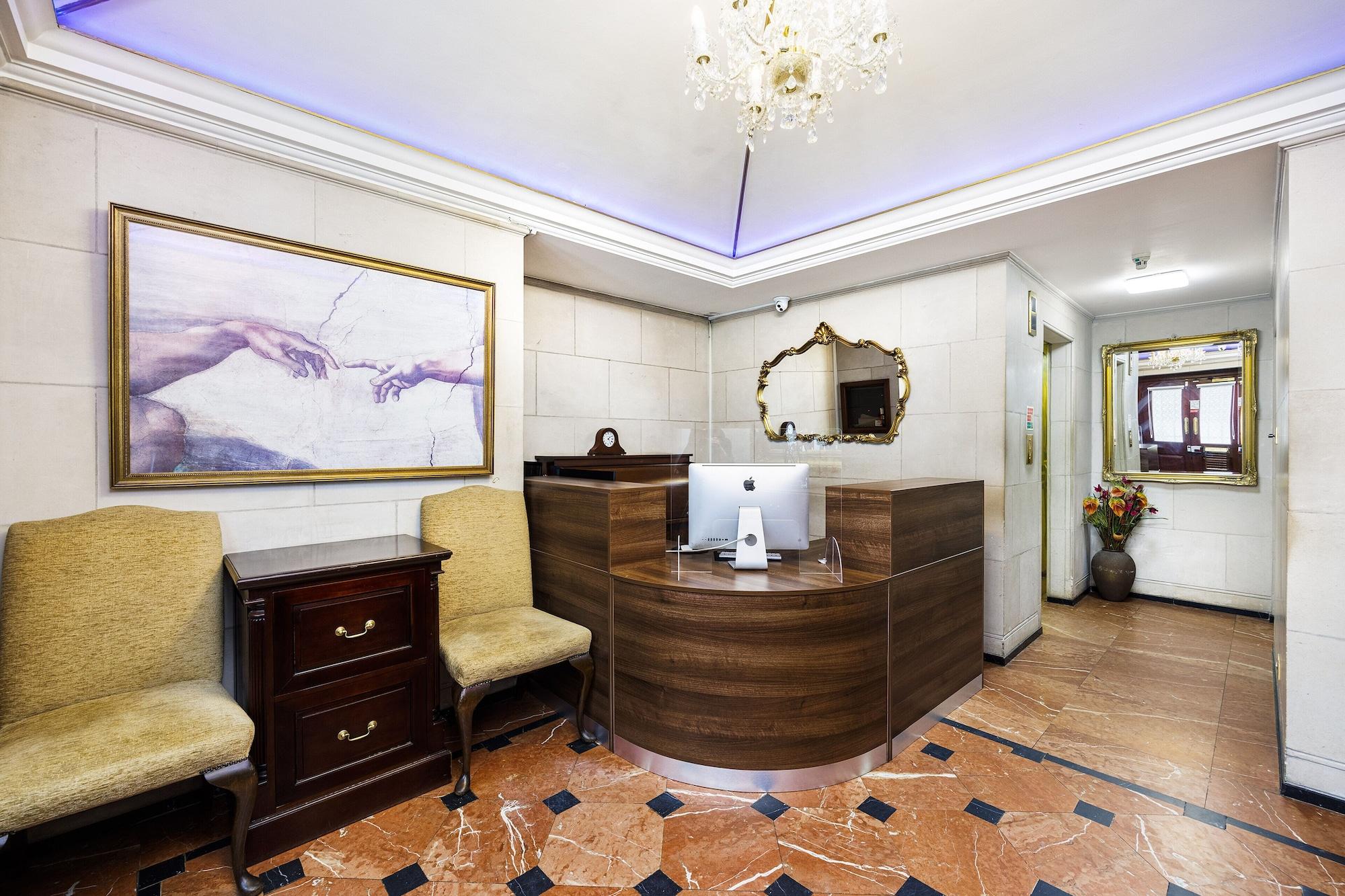 Vista Lobby Carlton Court - Mayfair