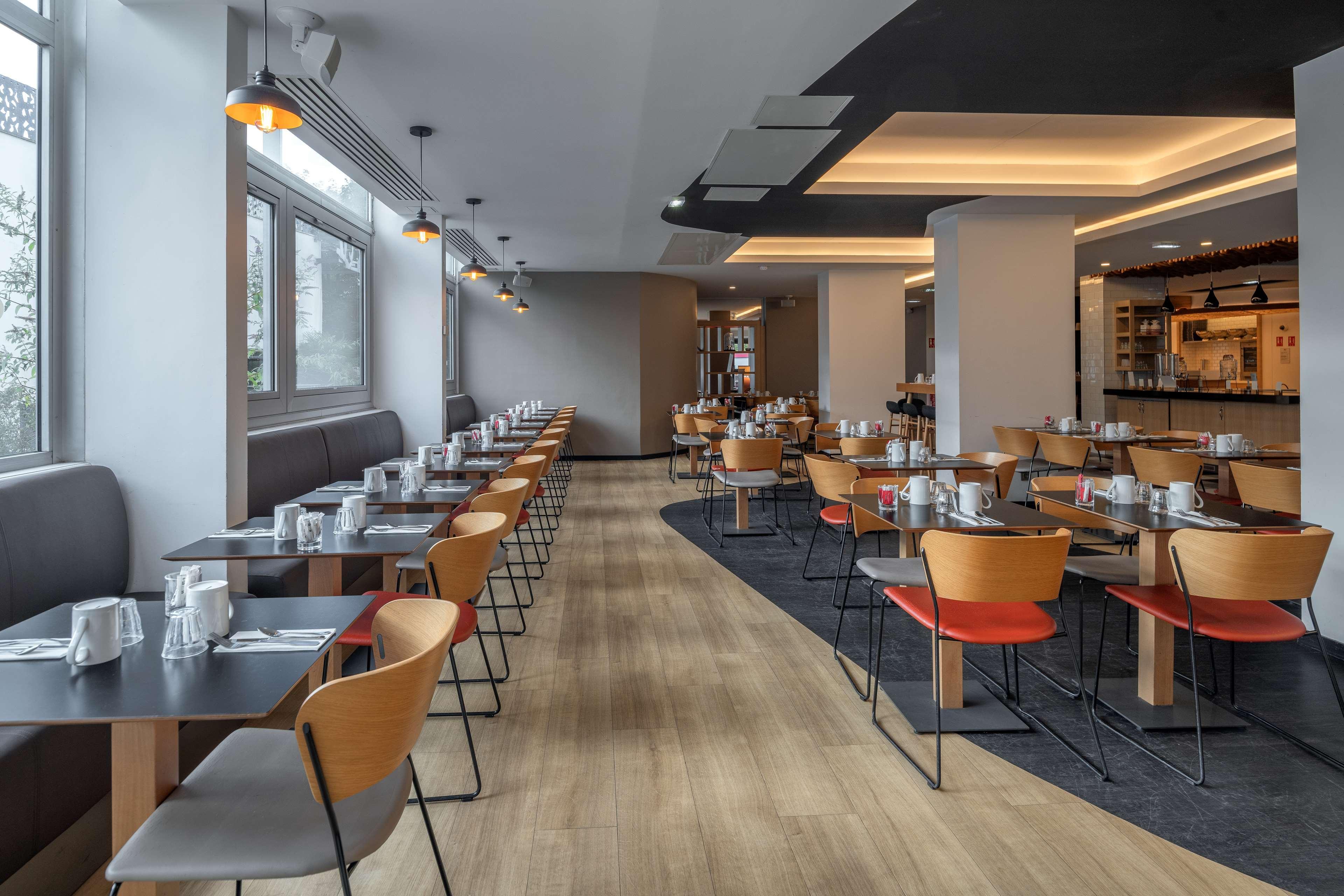 Restaurant DoubleTree by Hilton Paris Bougival