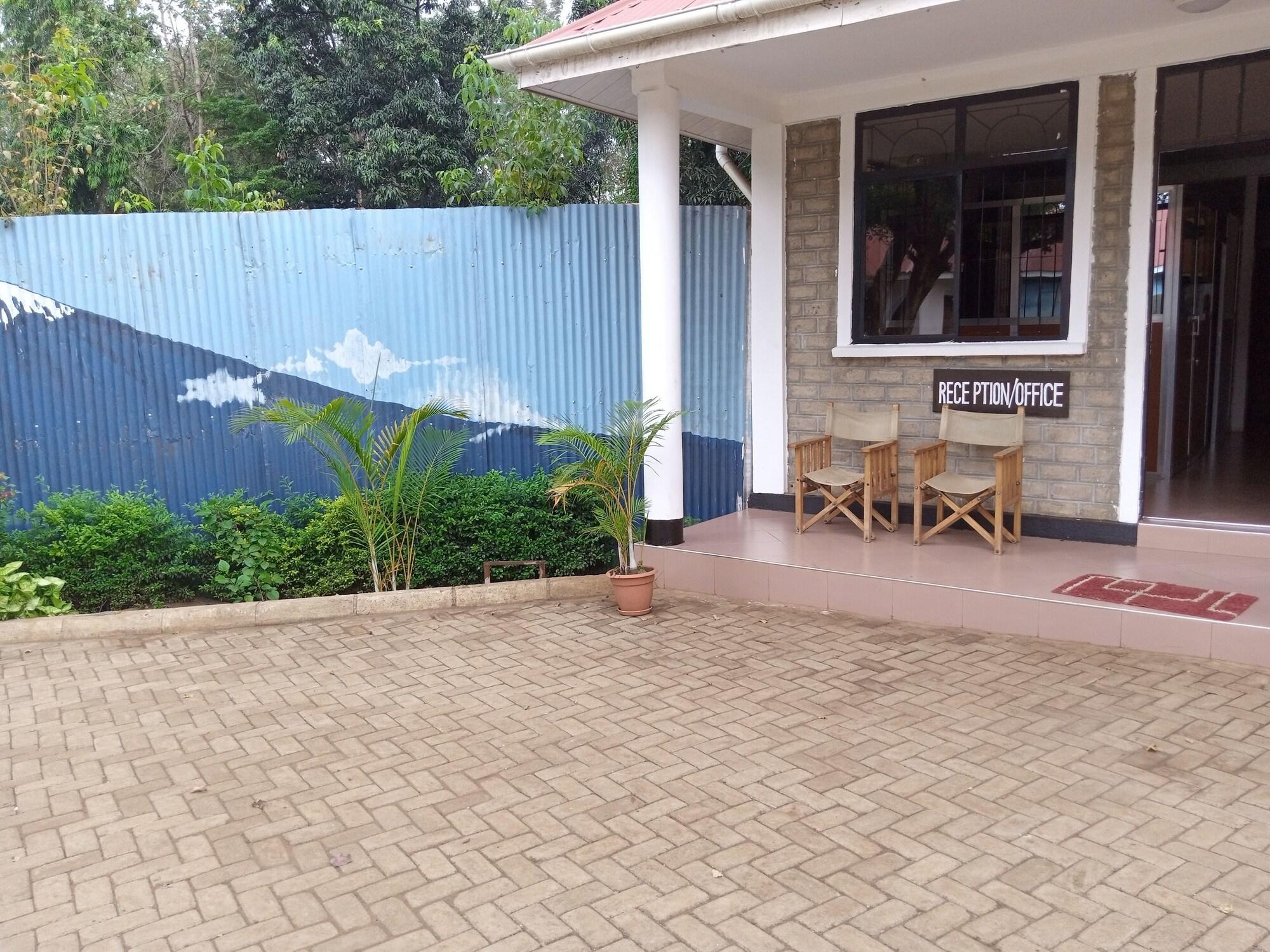 Vista Lobby Kilimanjaro Eco Hostel