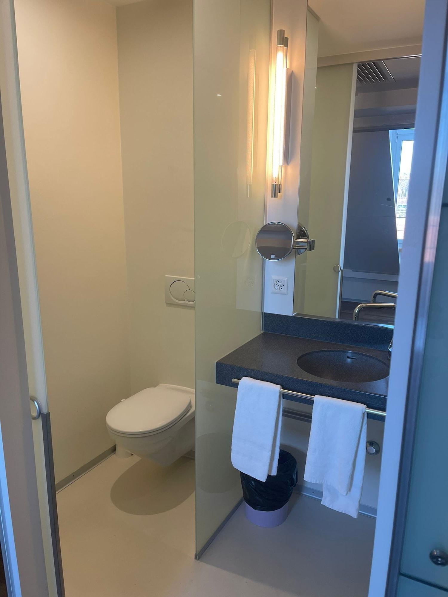 Equipamiento de Habitación Swiss Star Irchel