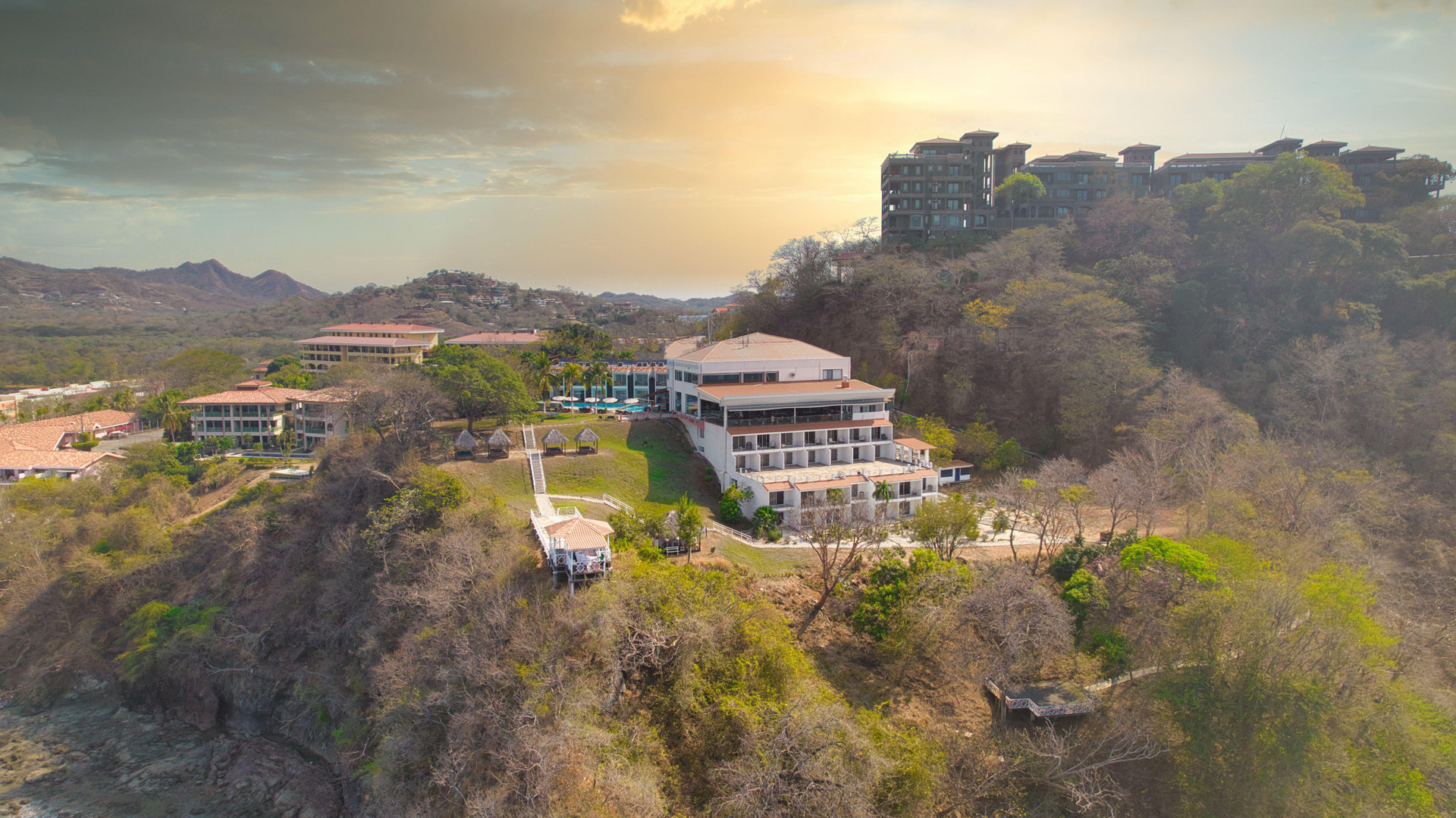 Vista Exterior Hotel Dunama