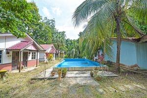 Alojamiento - OYO 90657 D'ambang Resort